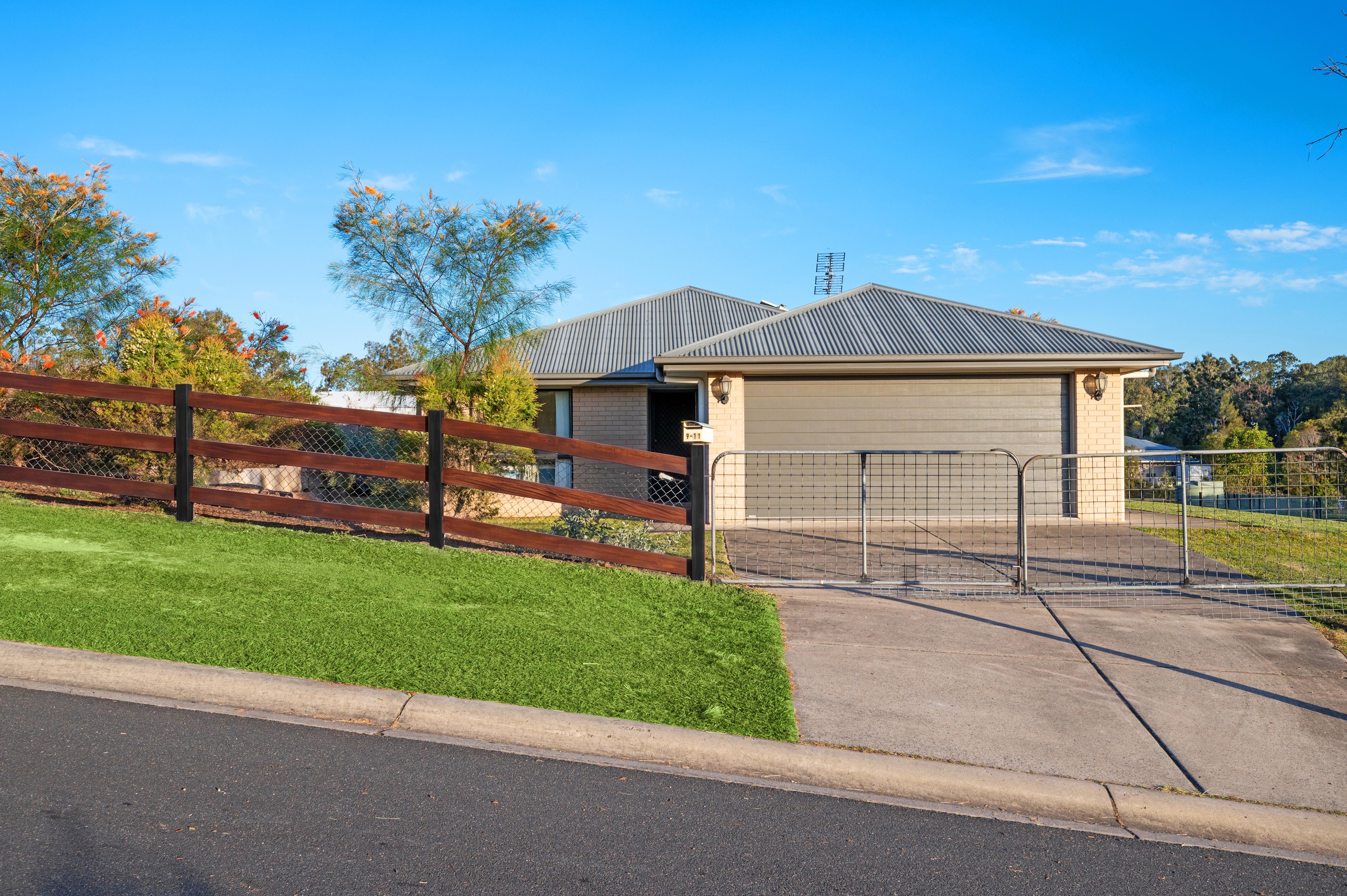 9-11 ROMI Close, Woodford, QLD 4514