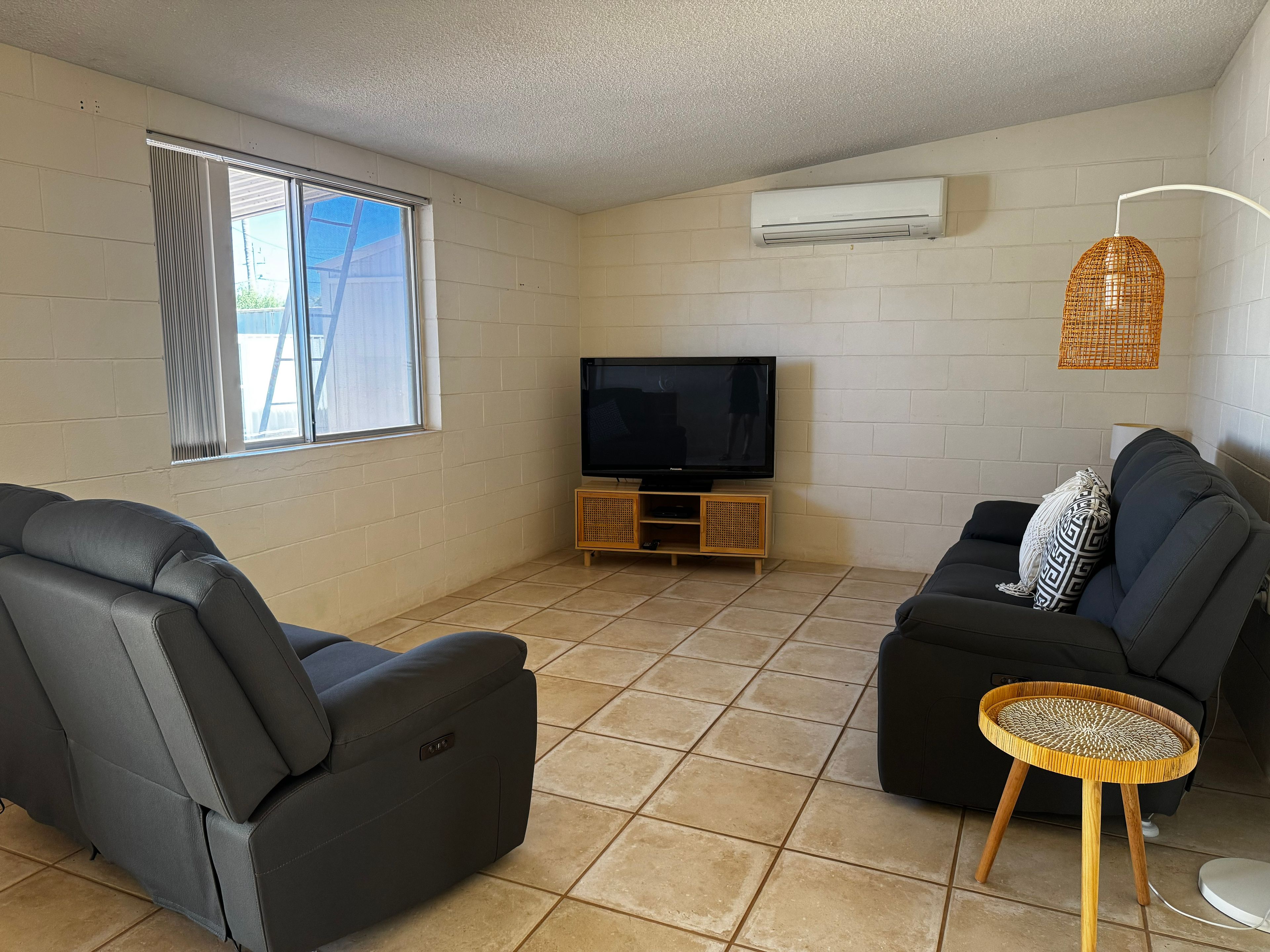 13 Carpenter Street — photo 9 of 19