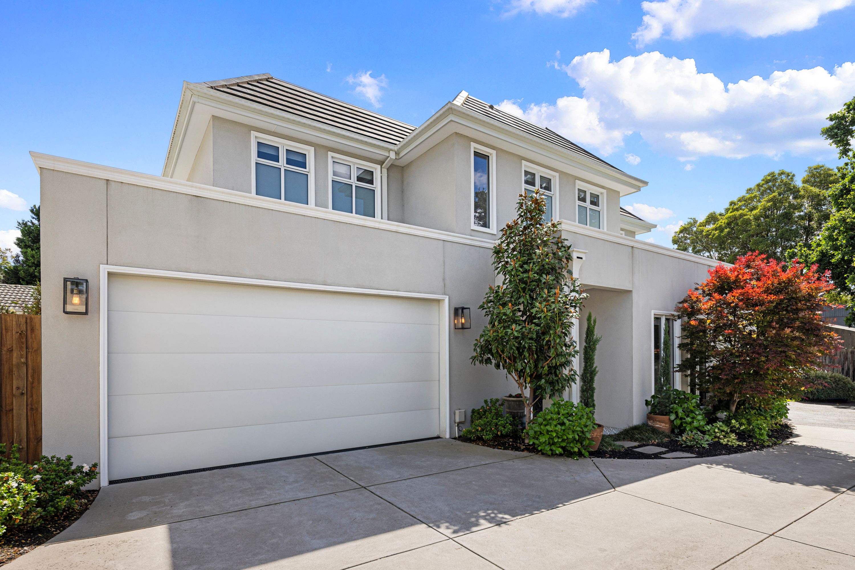 2/54 King Parade — photo from Ray White Mount Waverley
