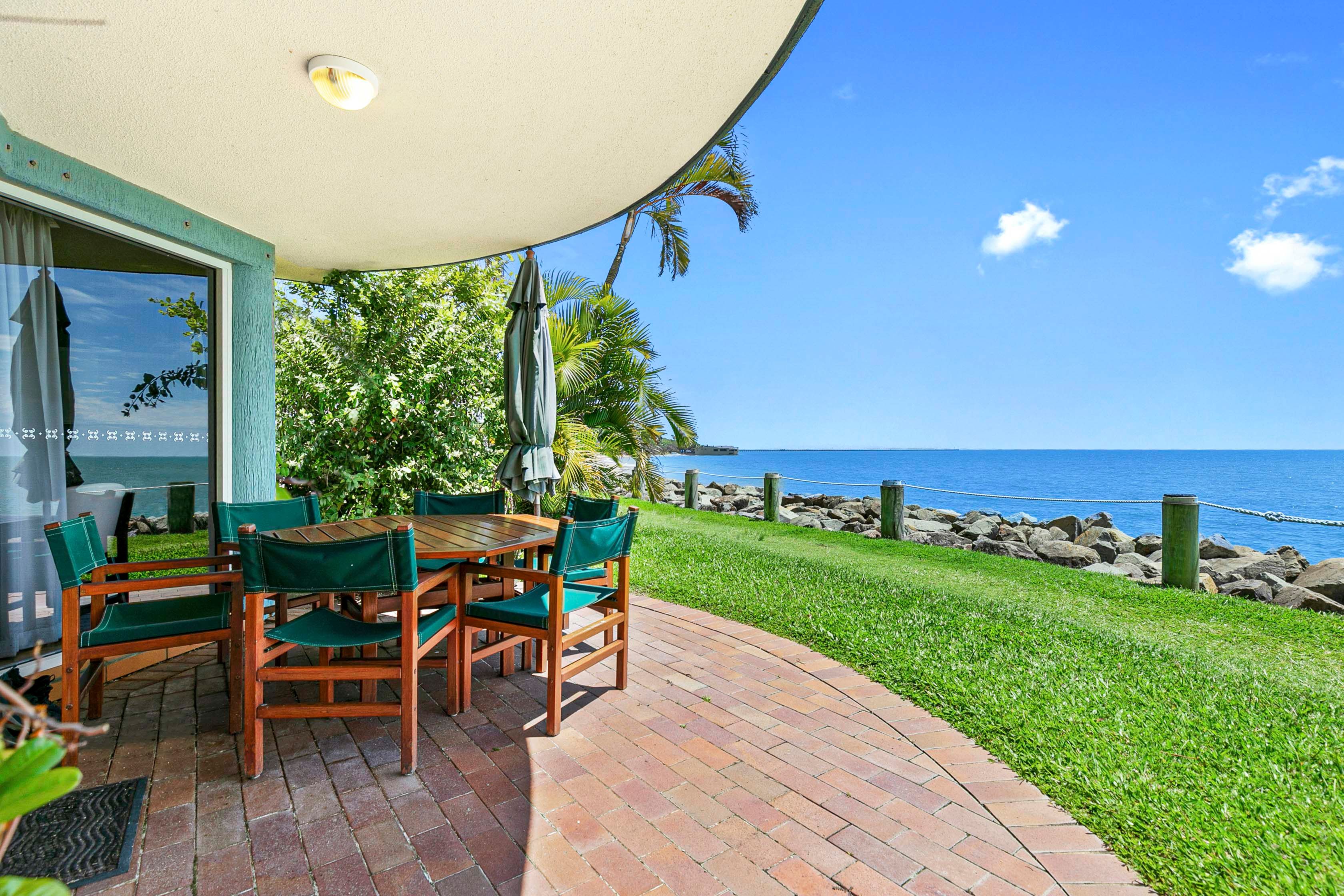 17 Buccaneer Drive, Urangan QLD 4655
