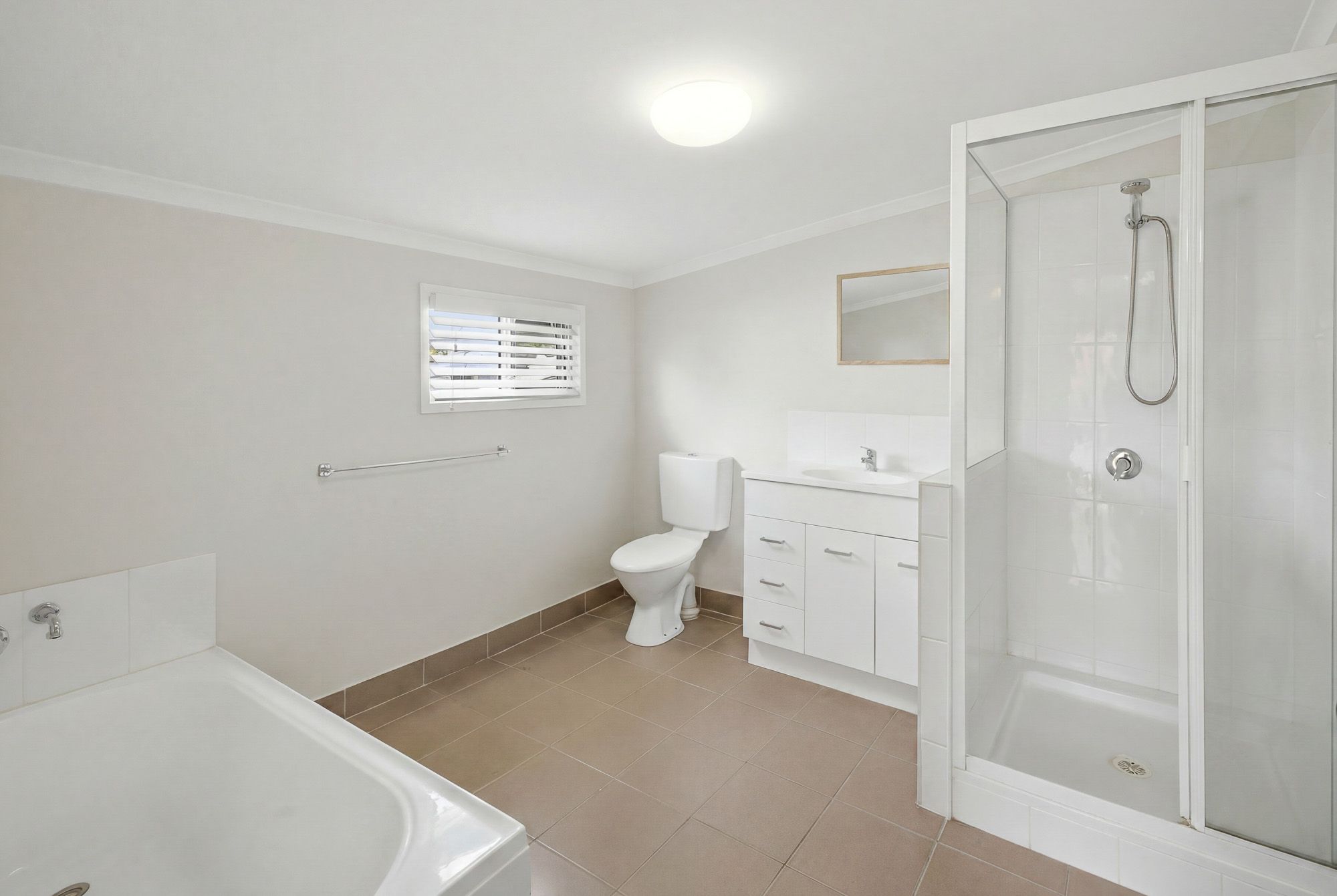 217 Tooley Street — photo 8 of 18