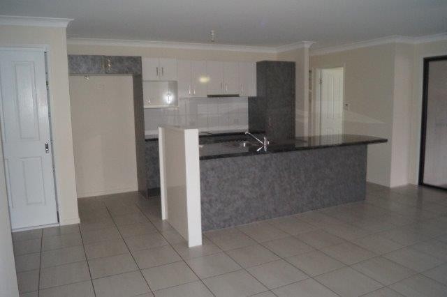 43 Newman Drive, Emerald, QLD 4720