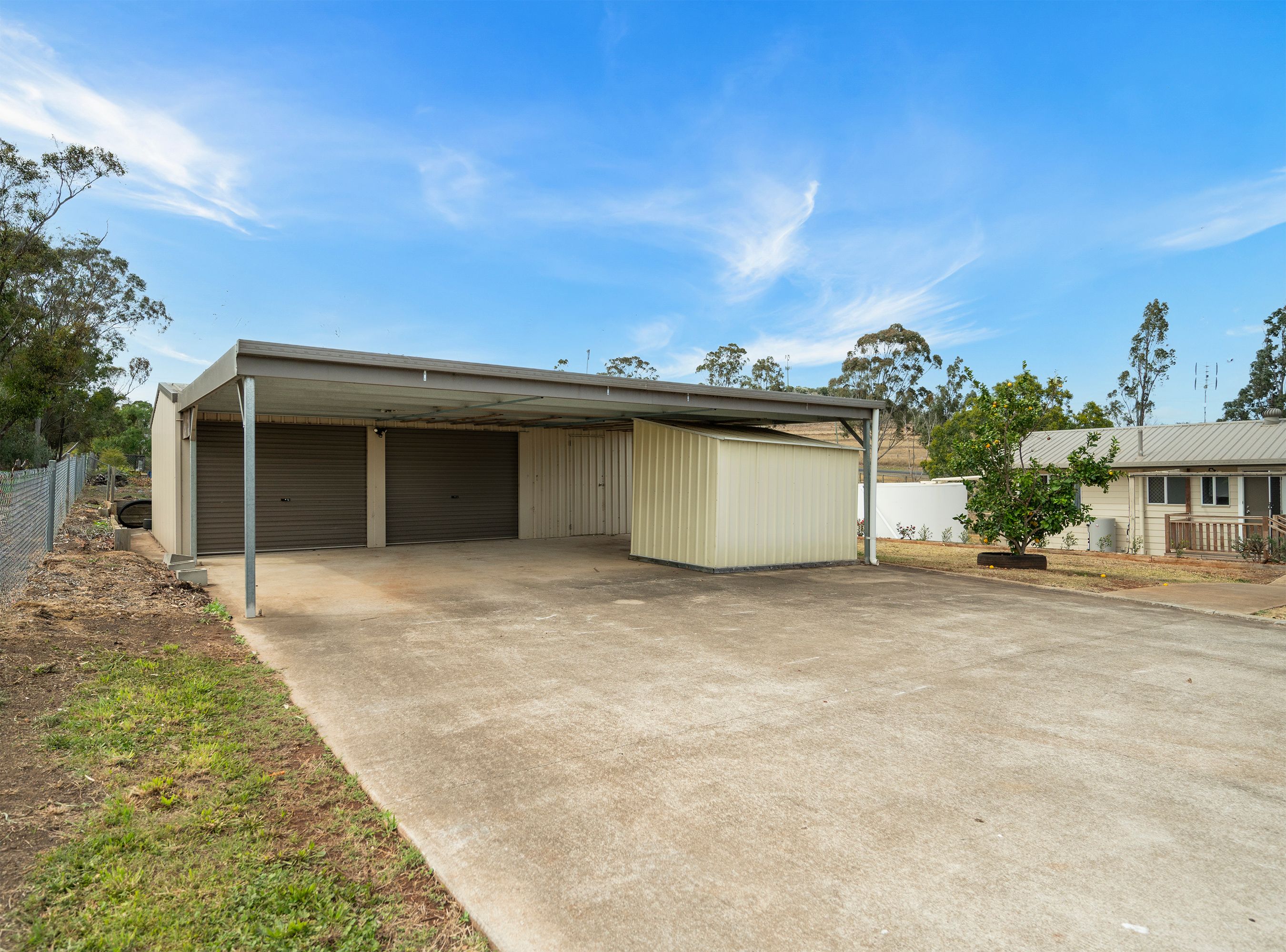 42 Goombungee Meringandan Road — photo 16 of 19