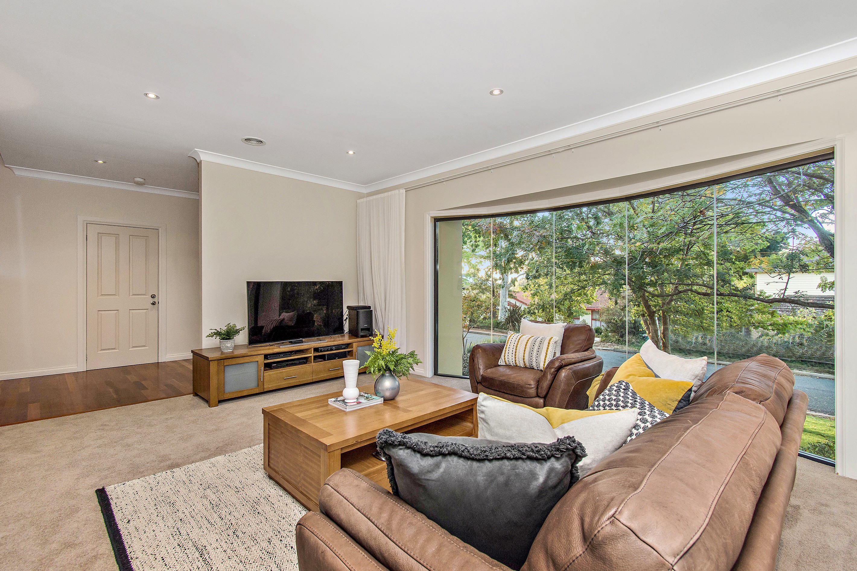 16 Goble Street, Hughes, ACT 2605