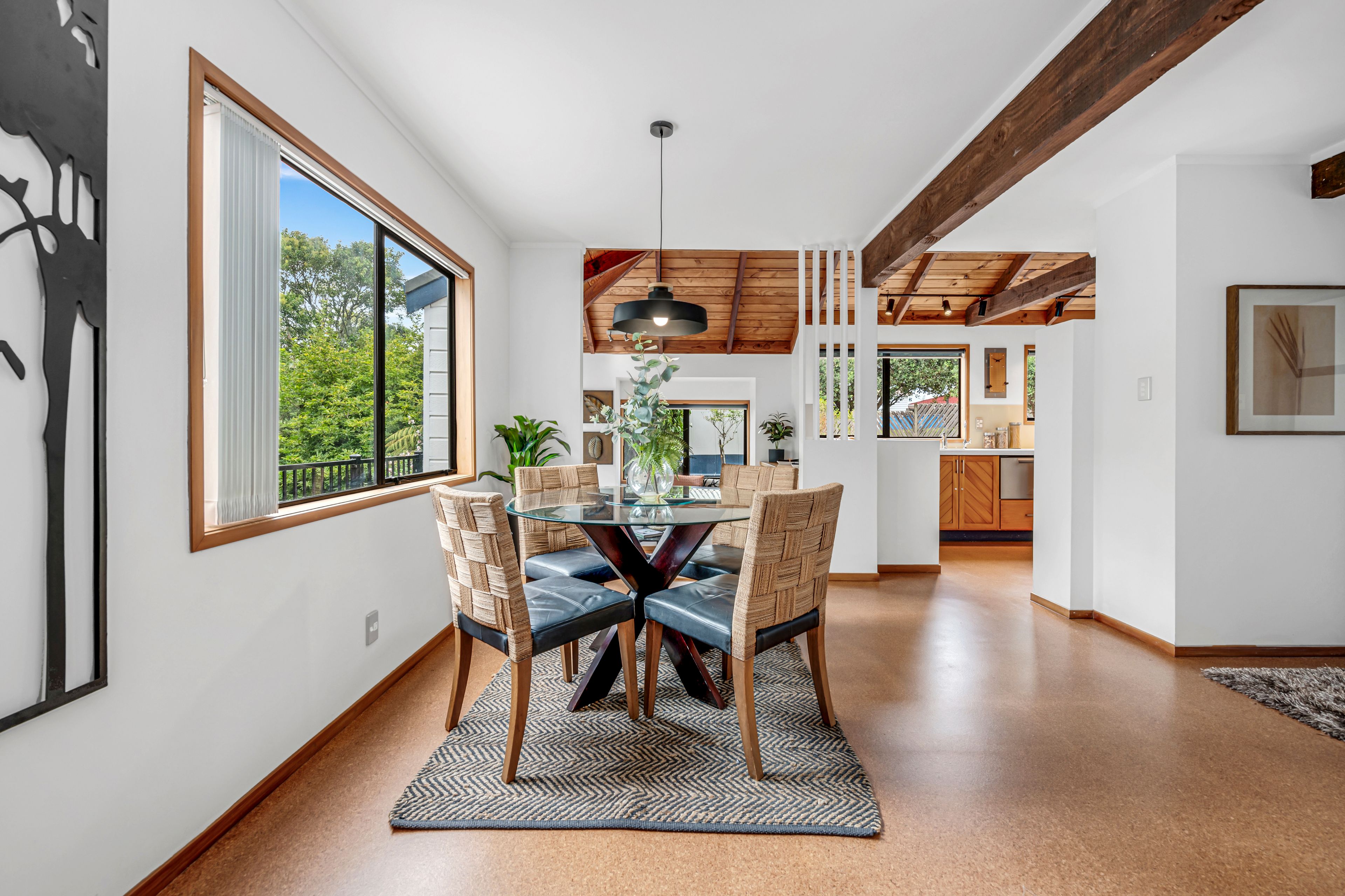 58A Uxbridge Road, Mellons Bay, Manukau City