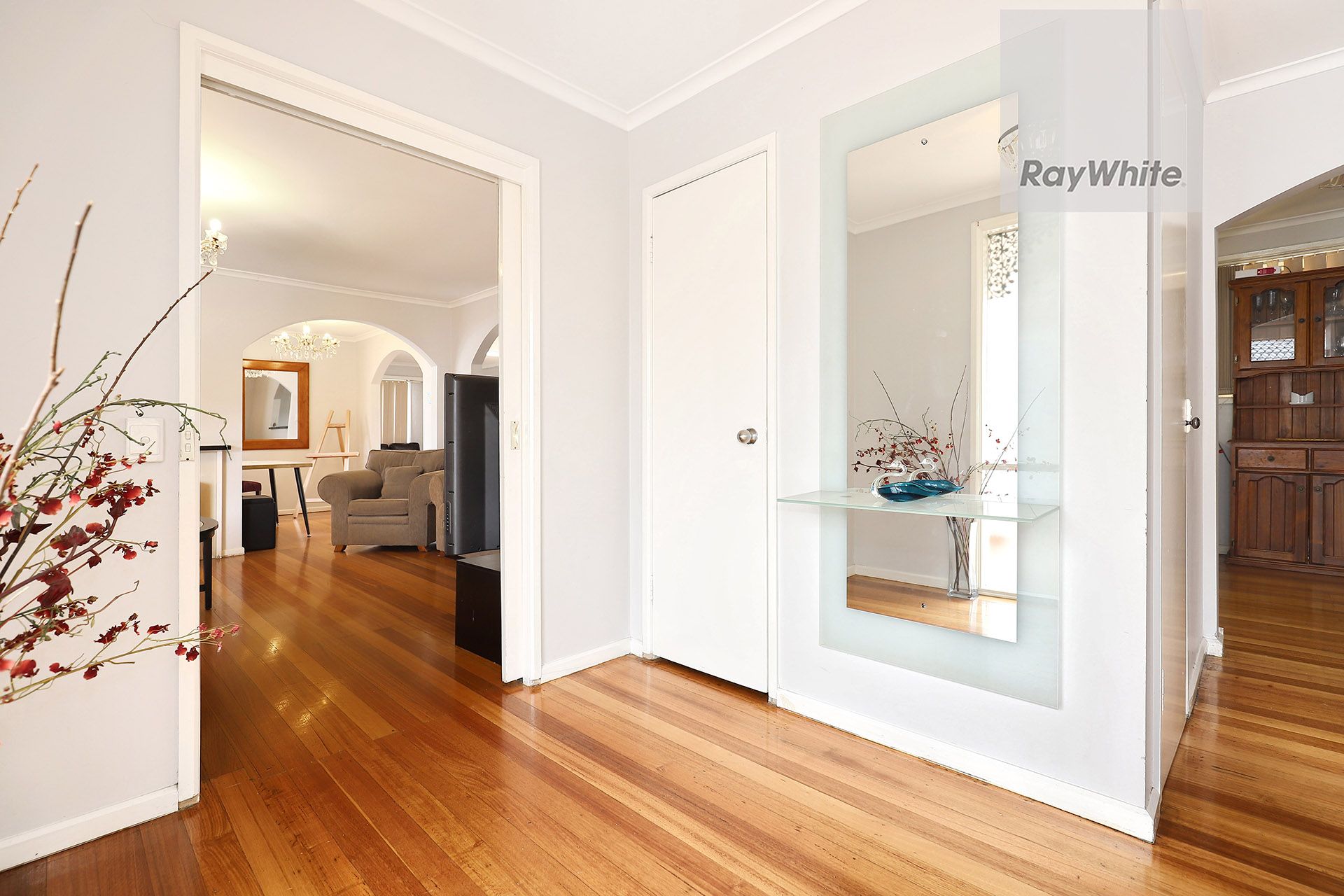 15 Taylor Drive, Gladstone Park, VIC 3043