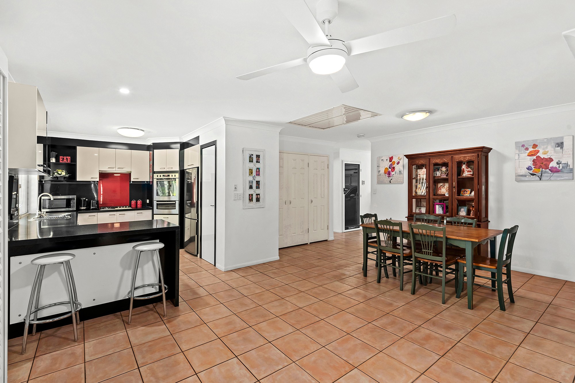37 Oak Street, Shailer Park, QLD 4128