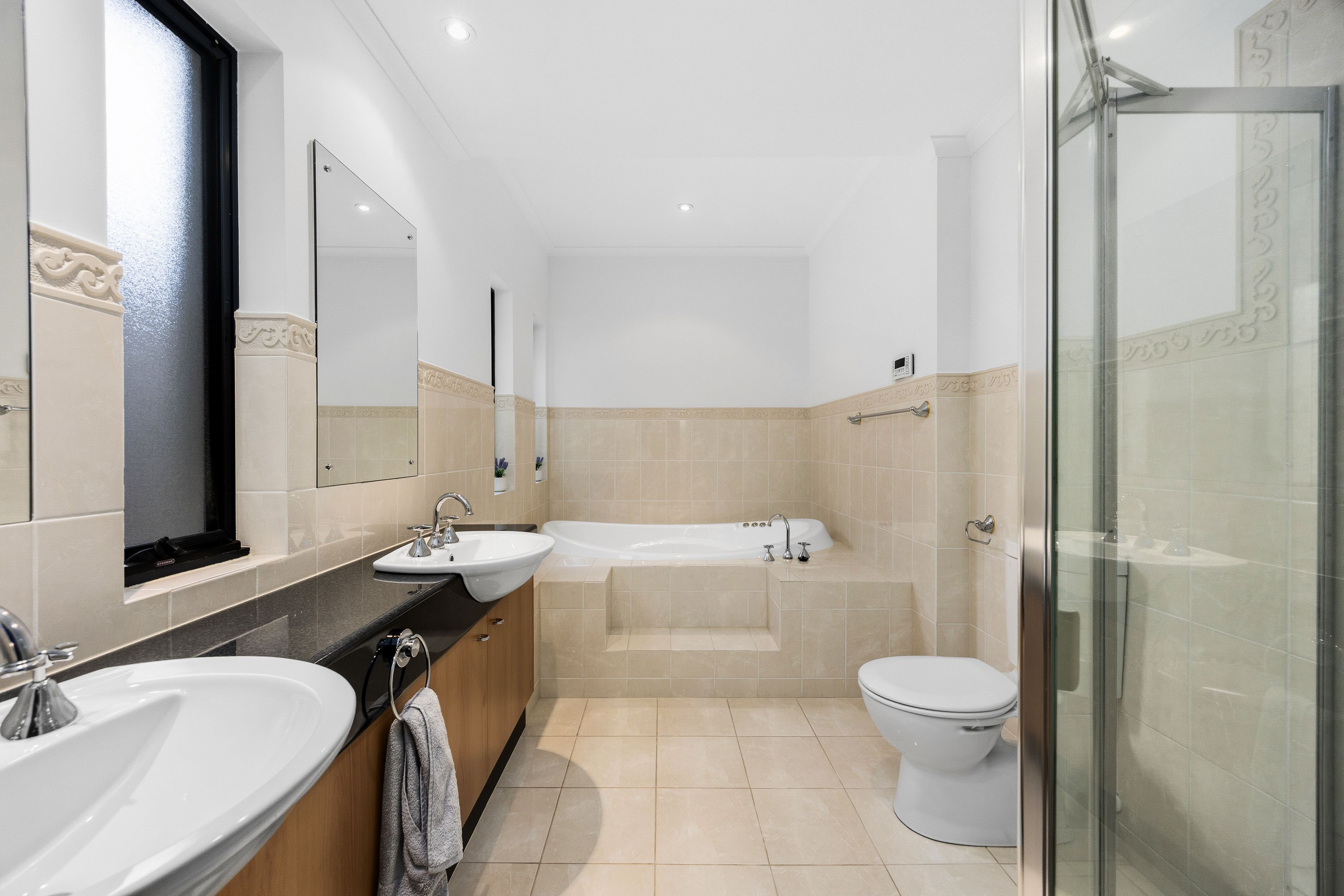 1 Cleopatra Place — photo 8 of 20