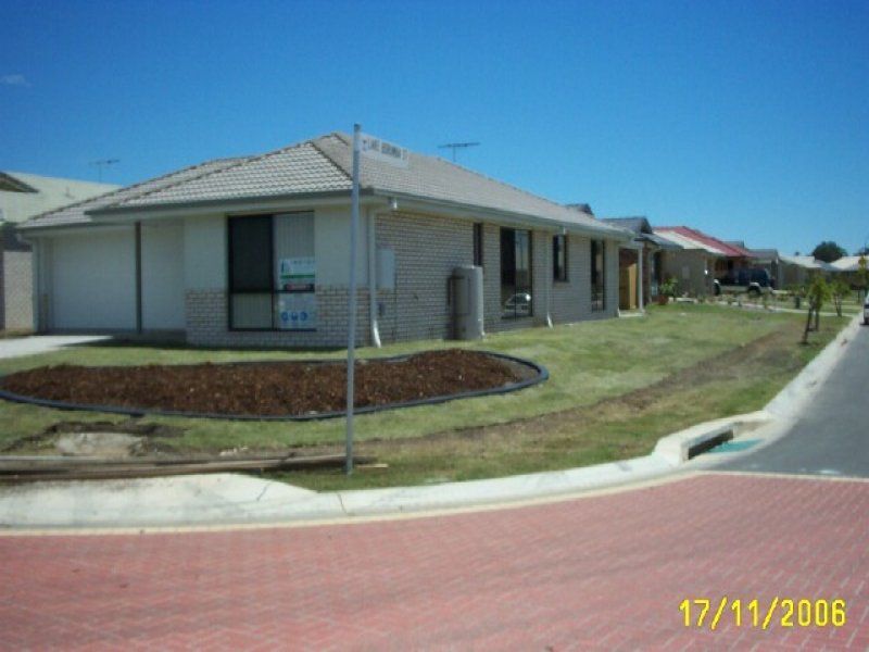 60 Lake Manchester Street, Logan Reserve, QLD 4133