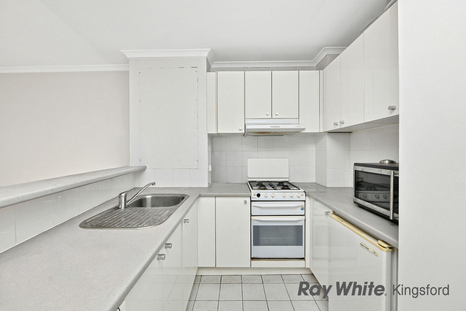 16/15a Wilson Street, Newtown, NSW 2042