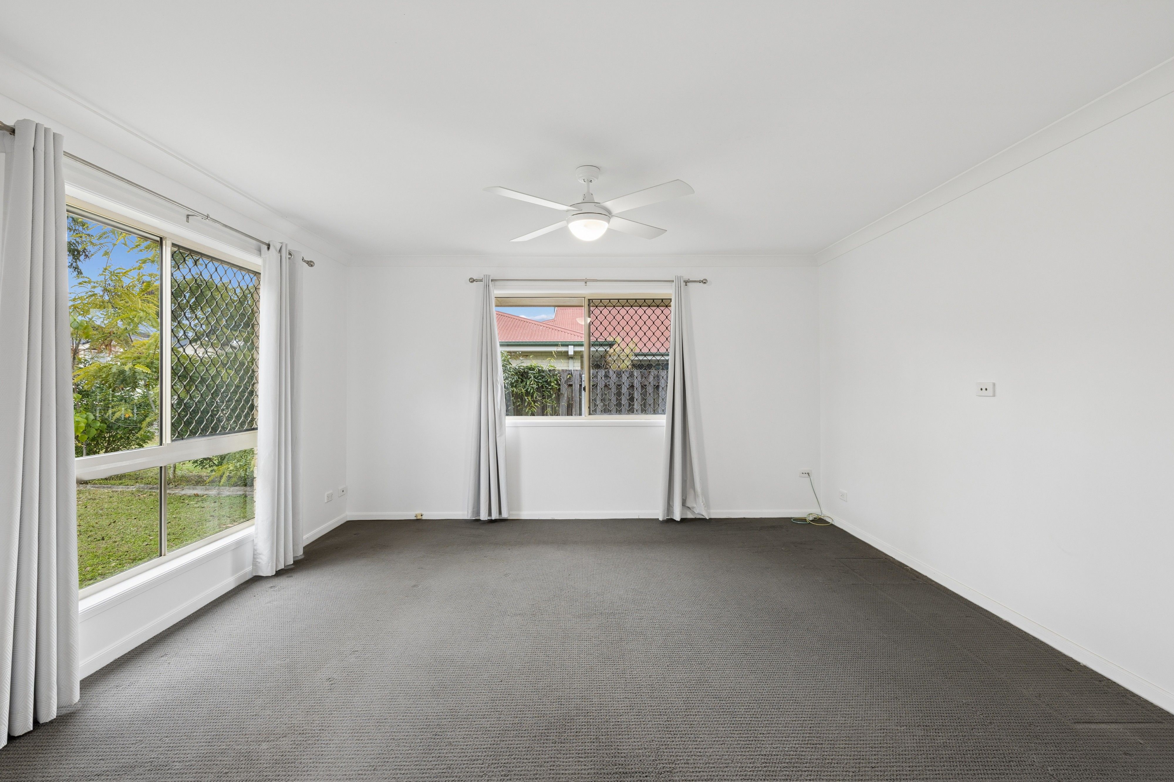 18 Tralee Street — photo 10 of 23