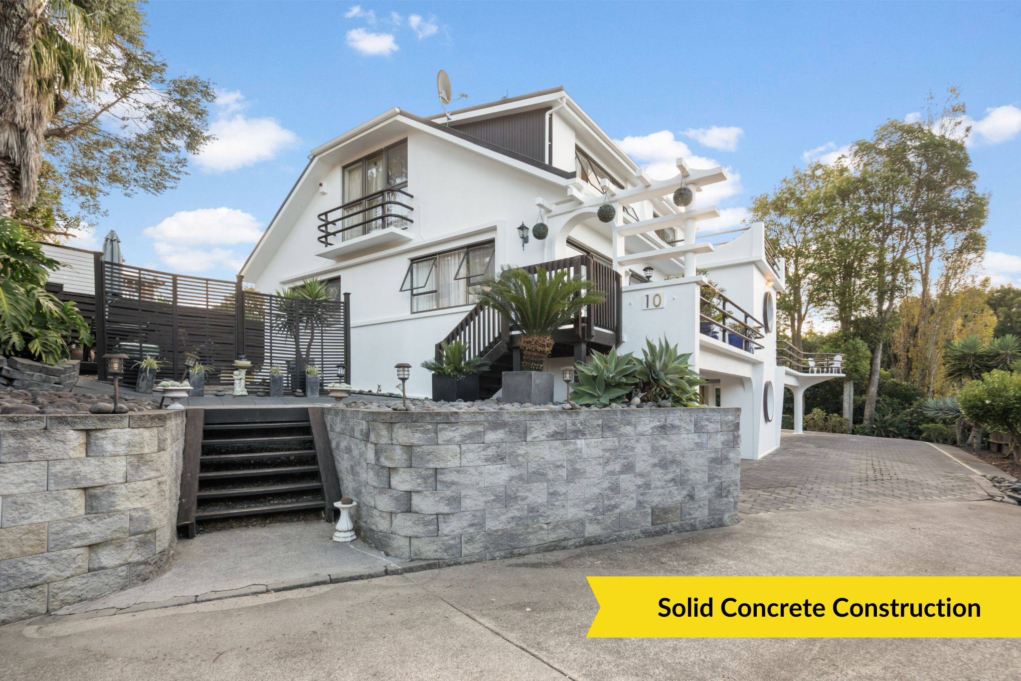 10 Castleton Drive, Mellons Bay, Manukau City