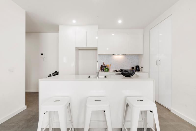 202/404 Burwood Highway, Wantirna South, VIC 3152