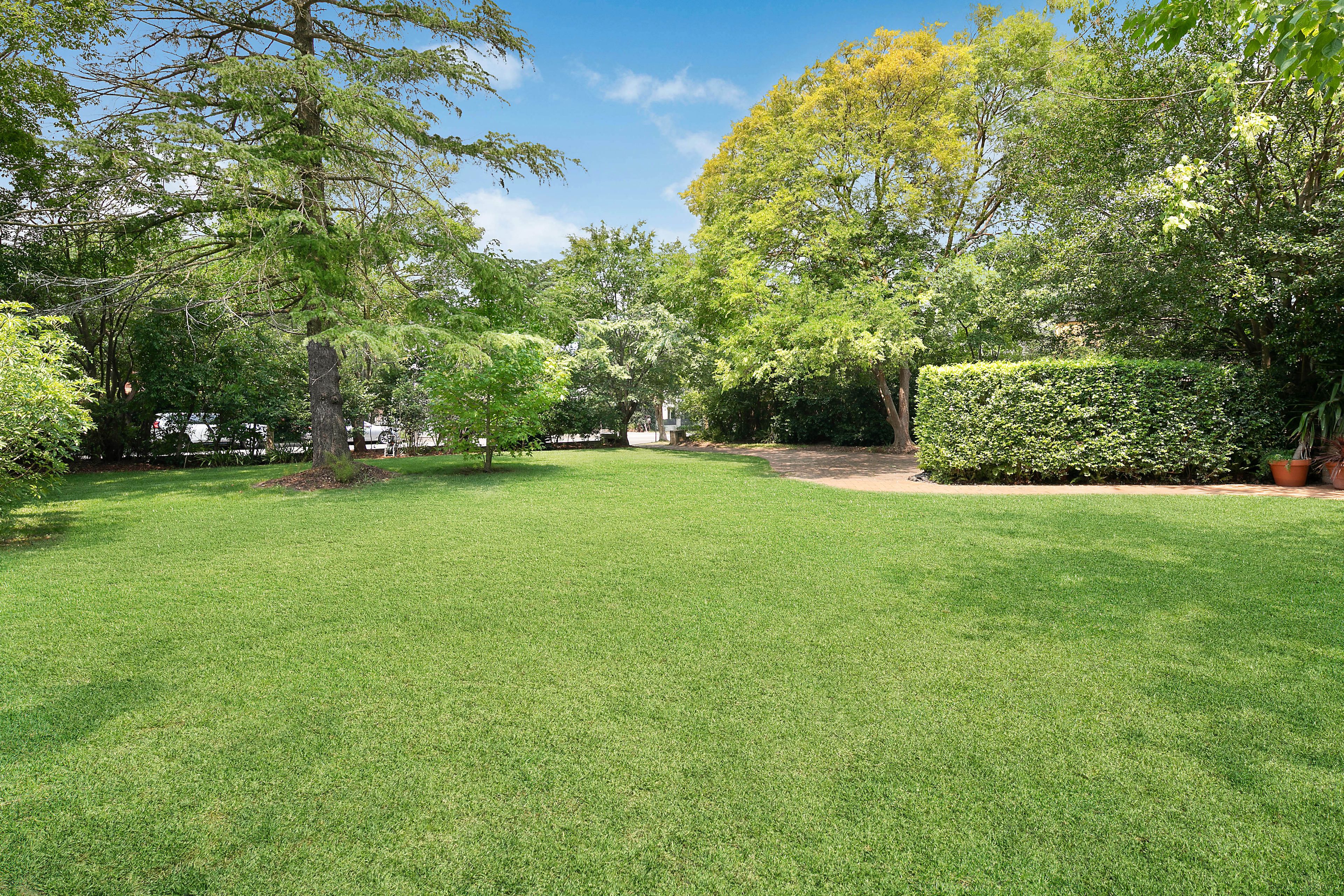 14 Memorial Avenue, St Ives, NSW 2075