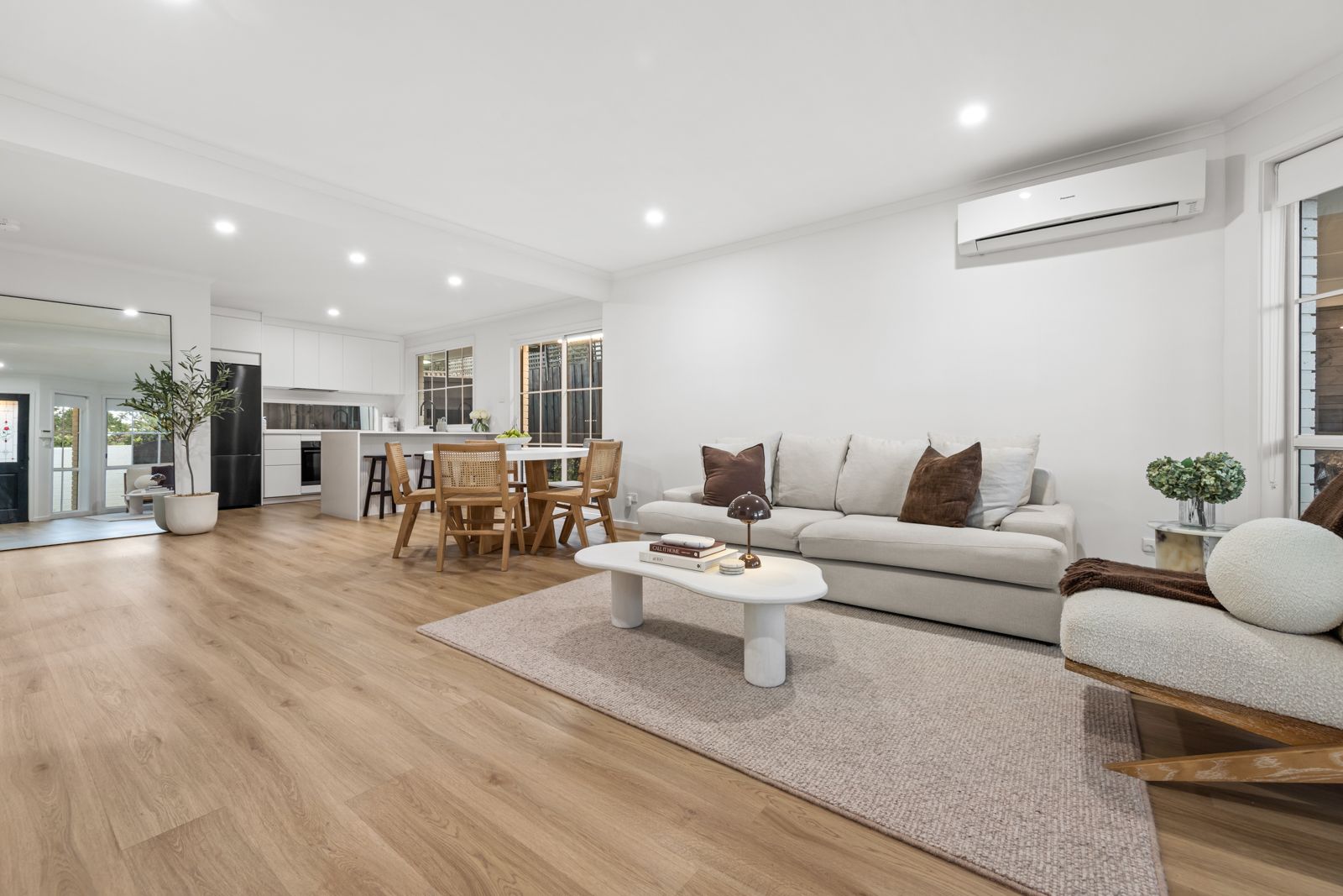 1 Dorothy Street, Burwood East, VIC 3151