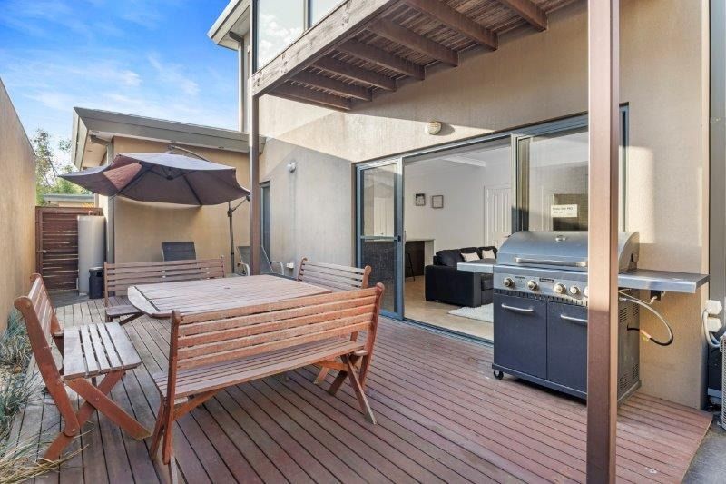 10/55-57 Chapel Street — photo 14 of 15