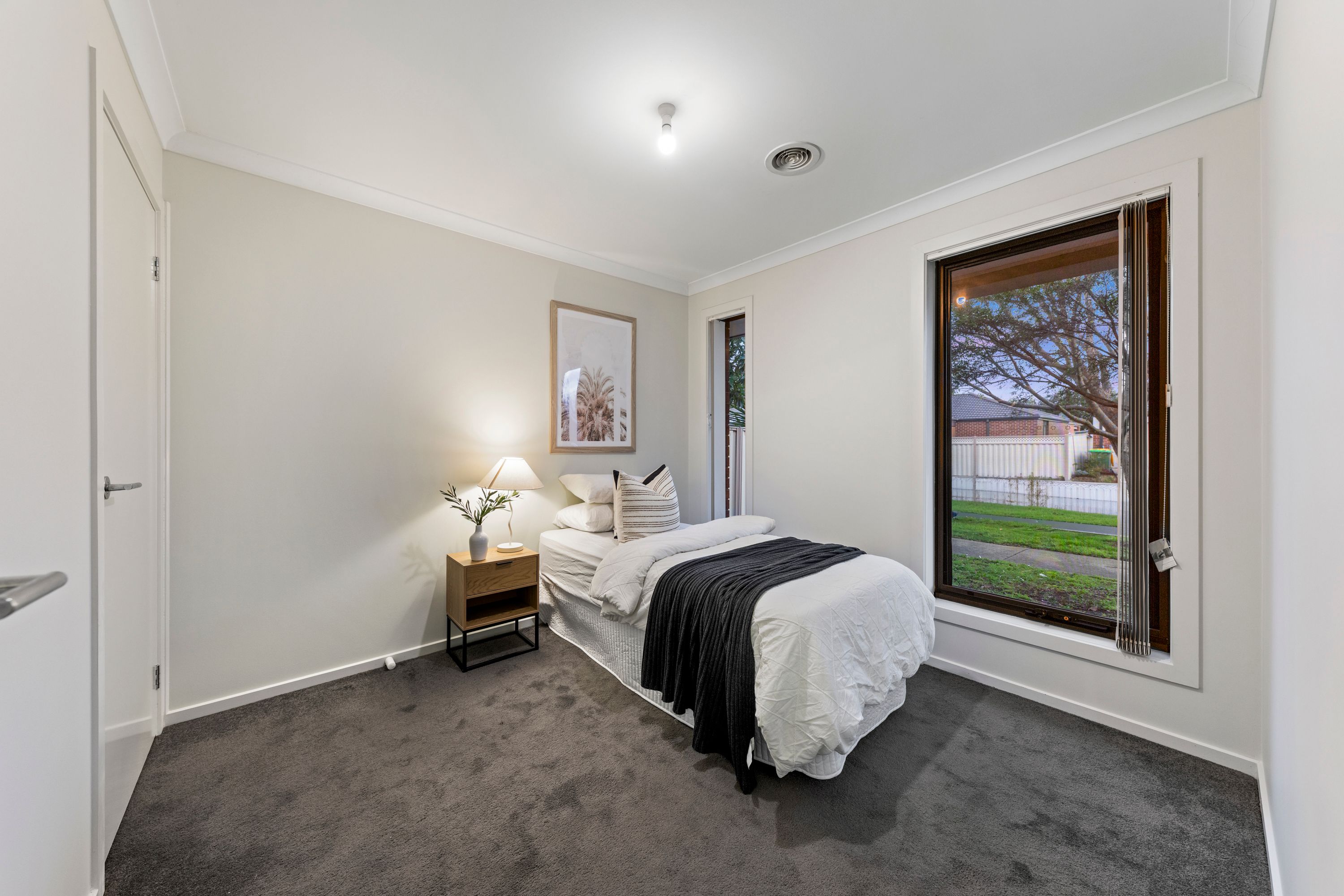 32 Edenbrook Circuit — photo 14 of 25