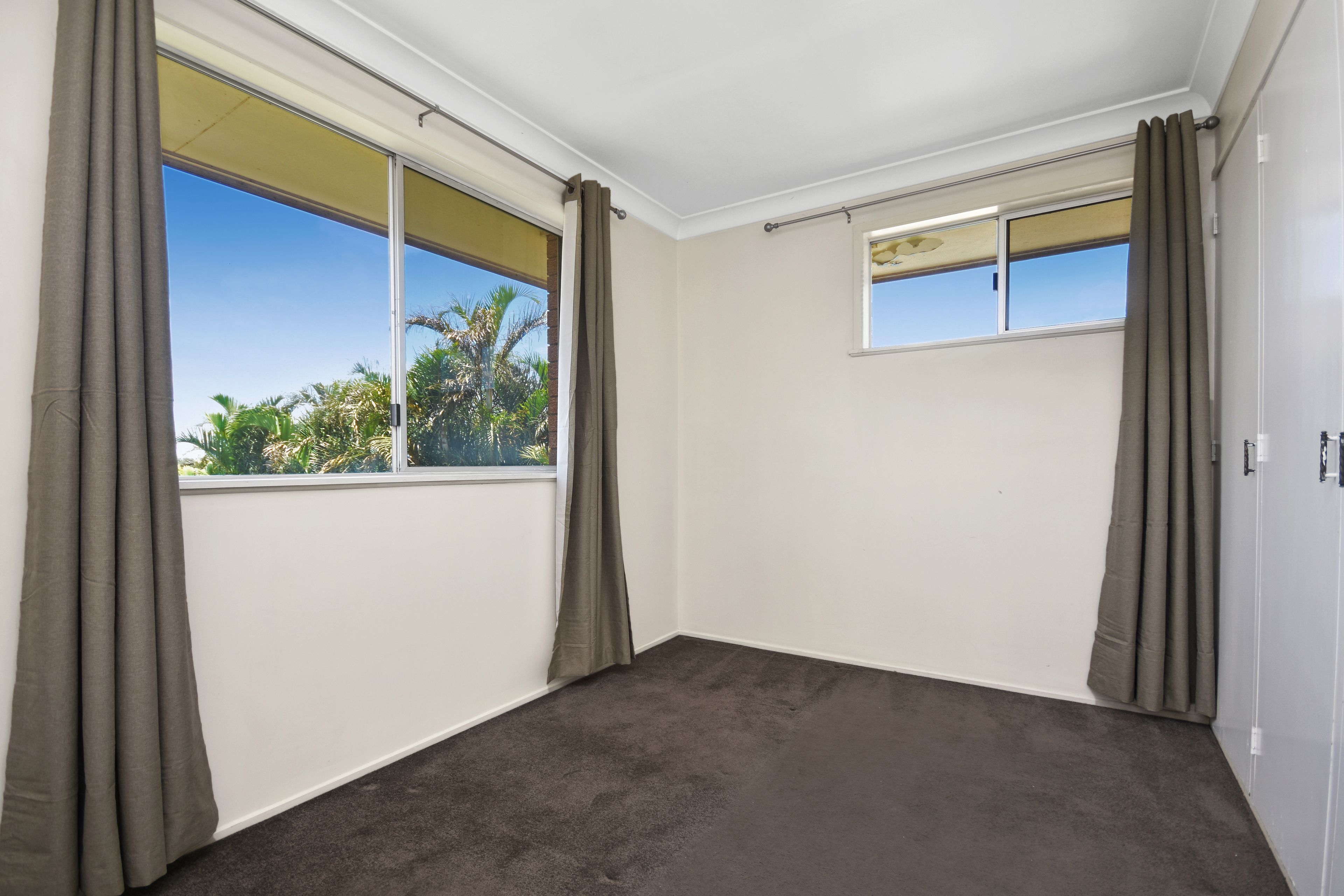 3 Kurrajong Street — photo 6 of 13