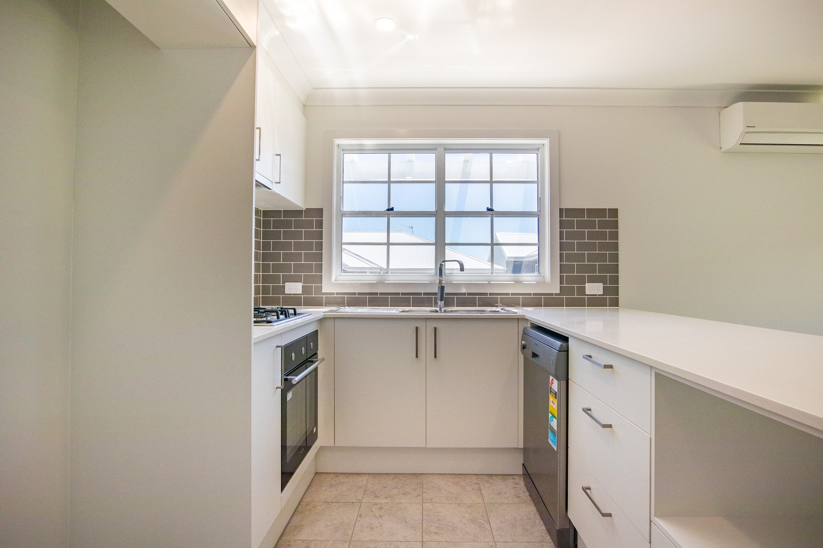 12 Lark Street, Elermore Vale, NSW 2287