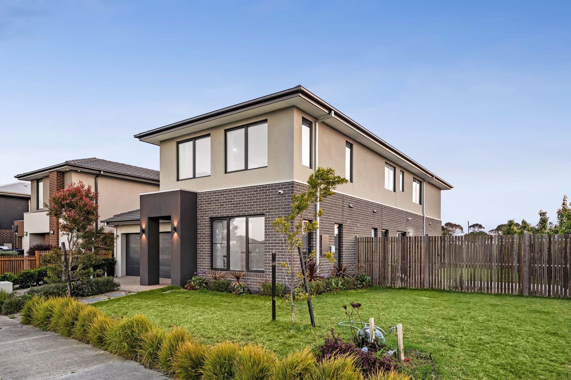 2 Woolly Parade, Clyde North, VIC 3978
