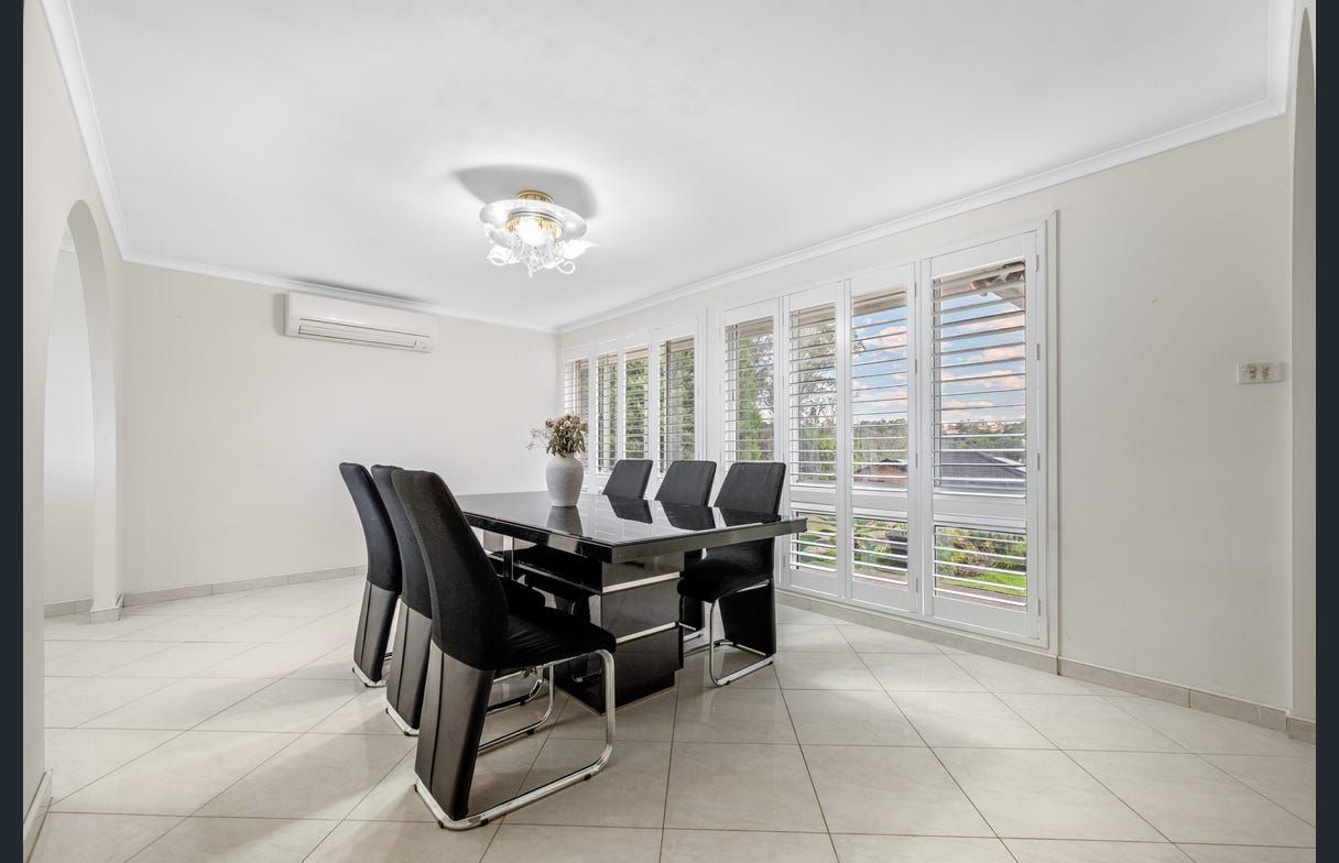 10 Gaspard Place, Ambarvale, NSW 2560