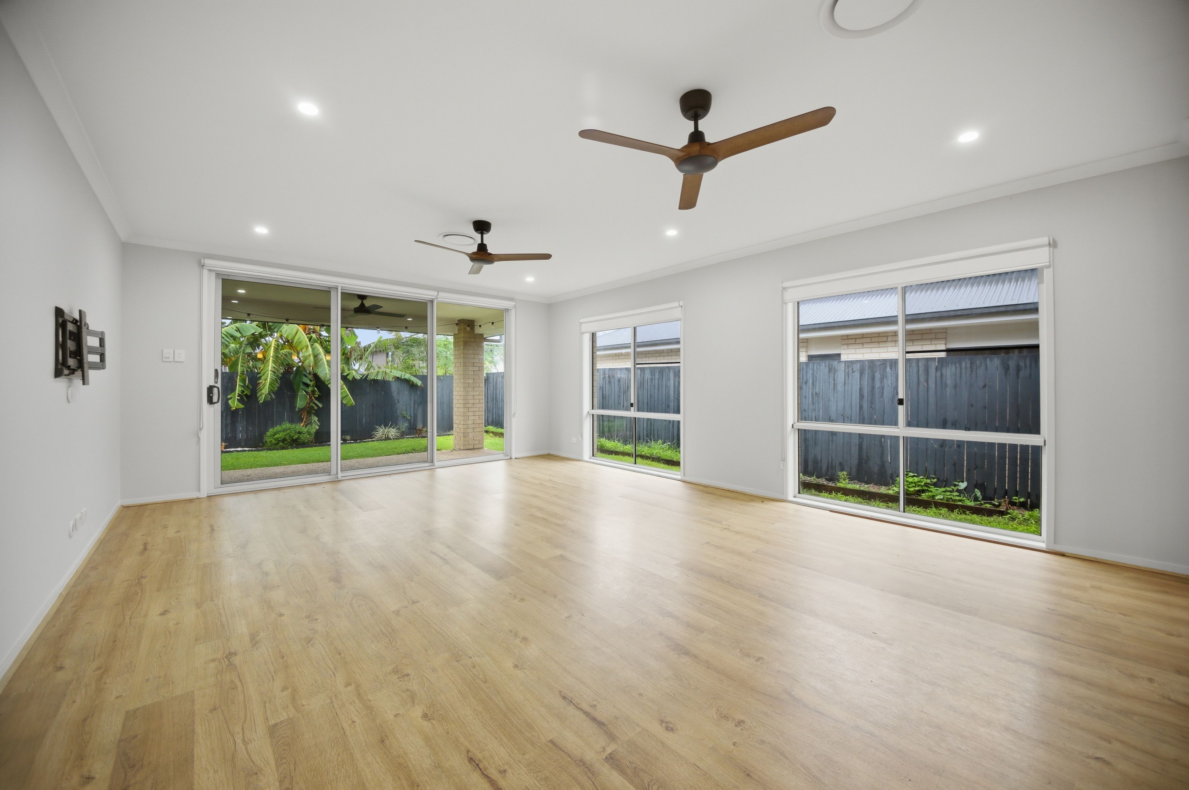 13 Beesand Street — photo 5 of 18
