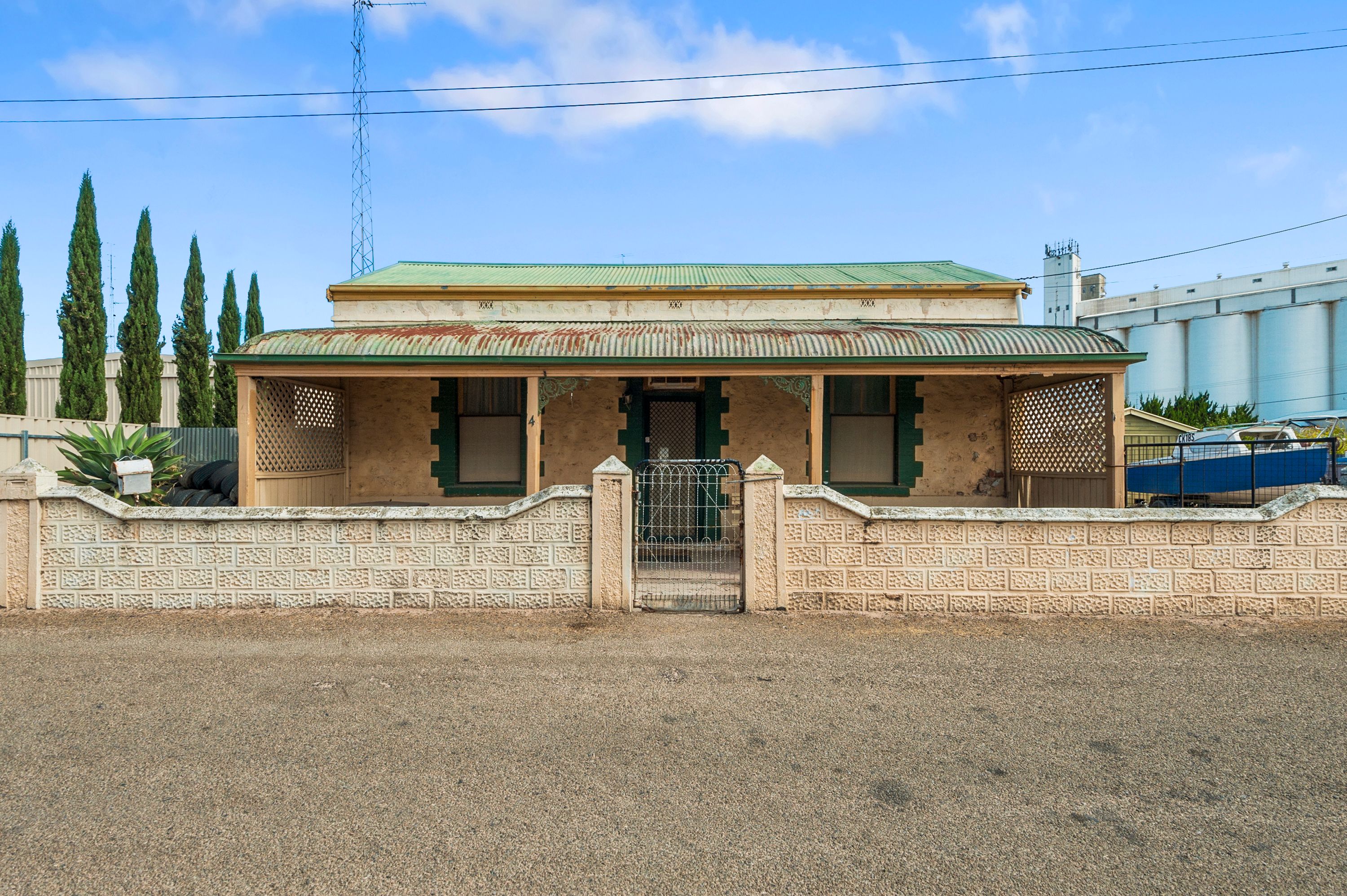 4 Schroeder Street, Wallaroo, SA 5556