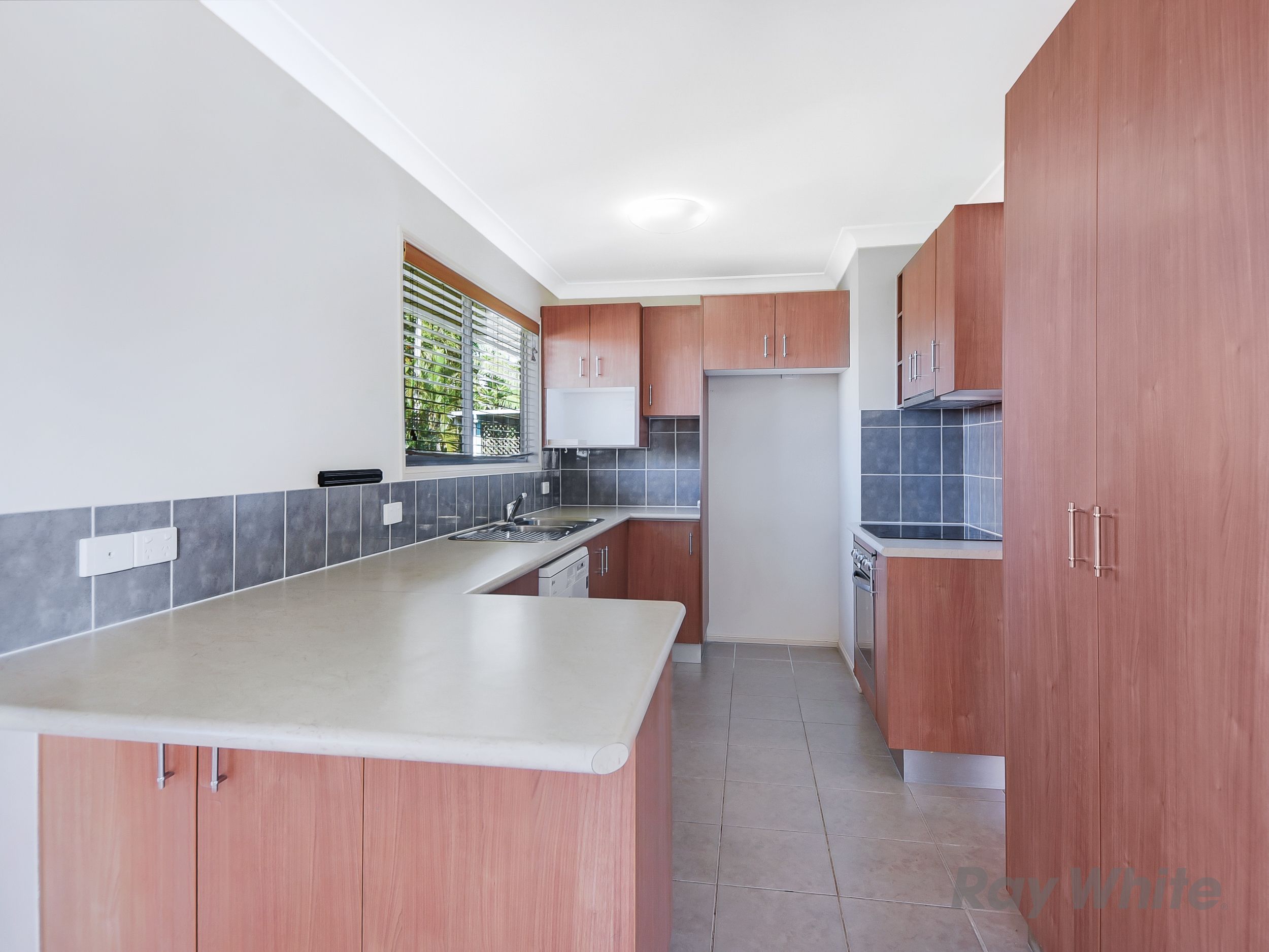 8 Tanderra Street, Bracken Ridge, QLD 4017