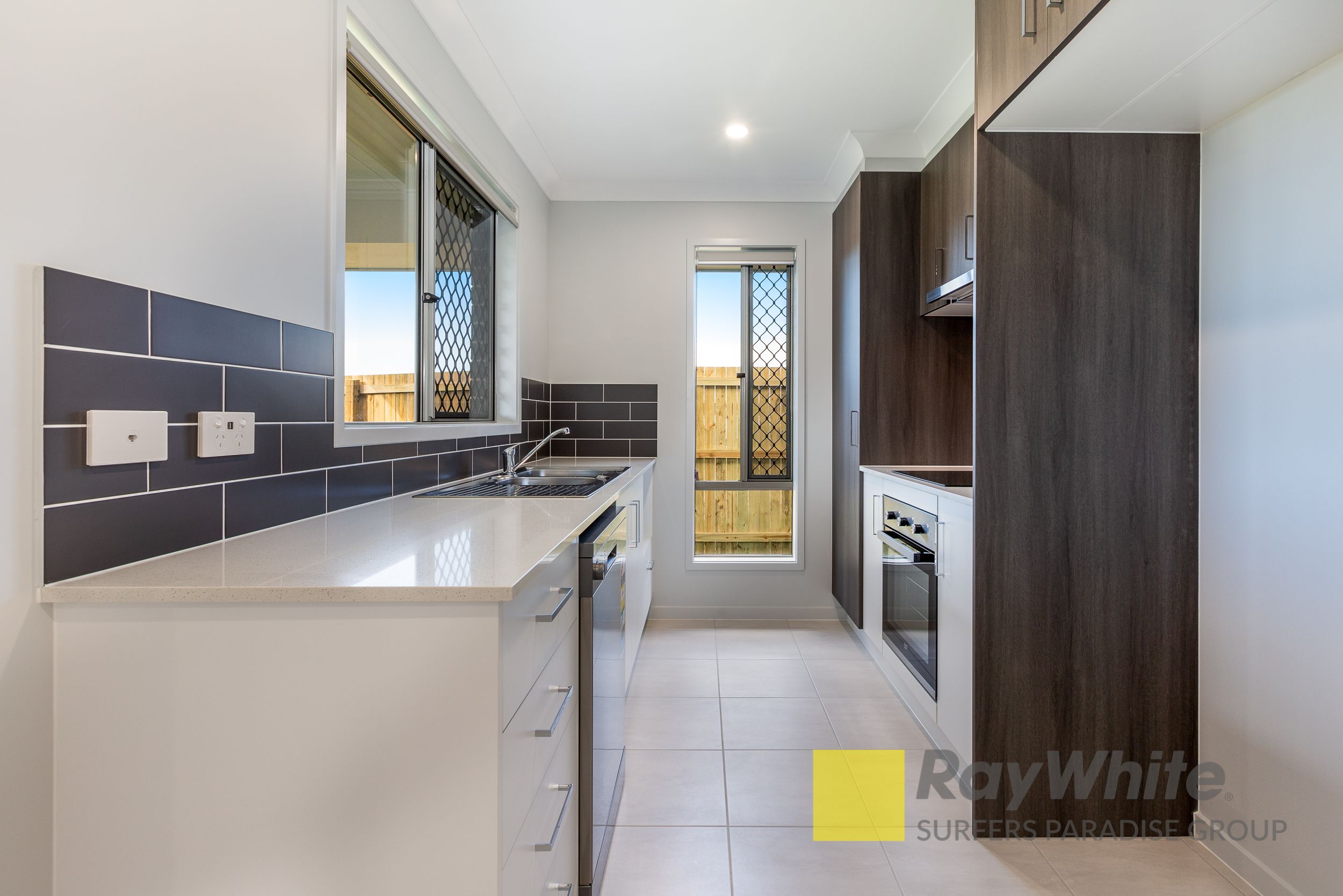2/12 Pelham Street, Logan Reserve, QLD 4133