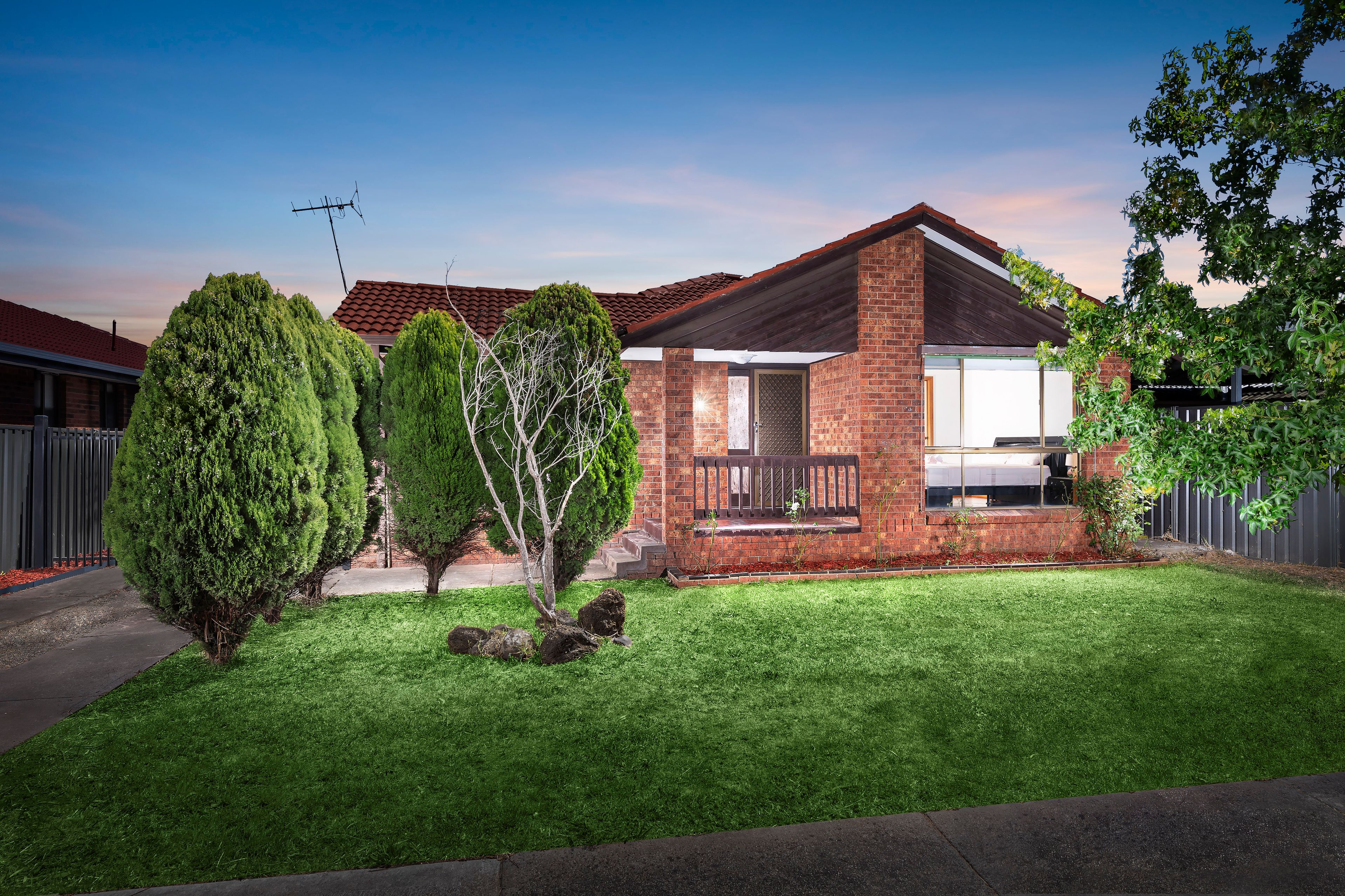 53 Moorhead Drive, Mill Park VIC 3082