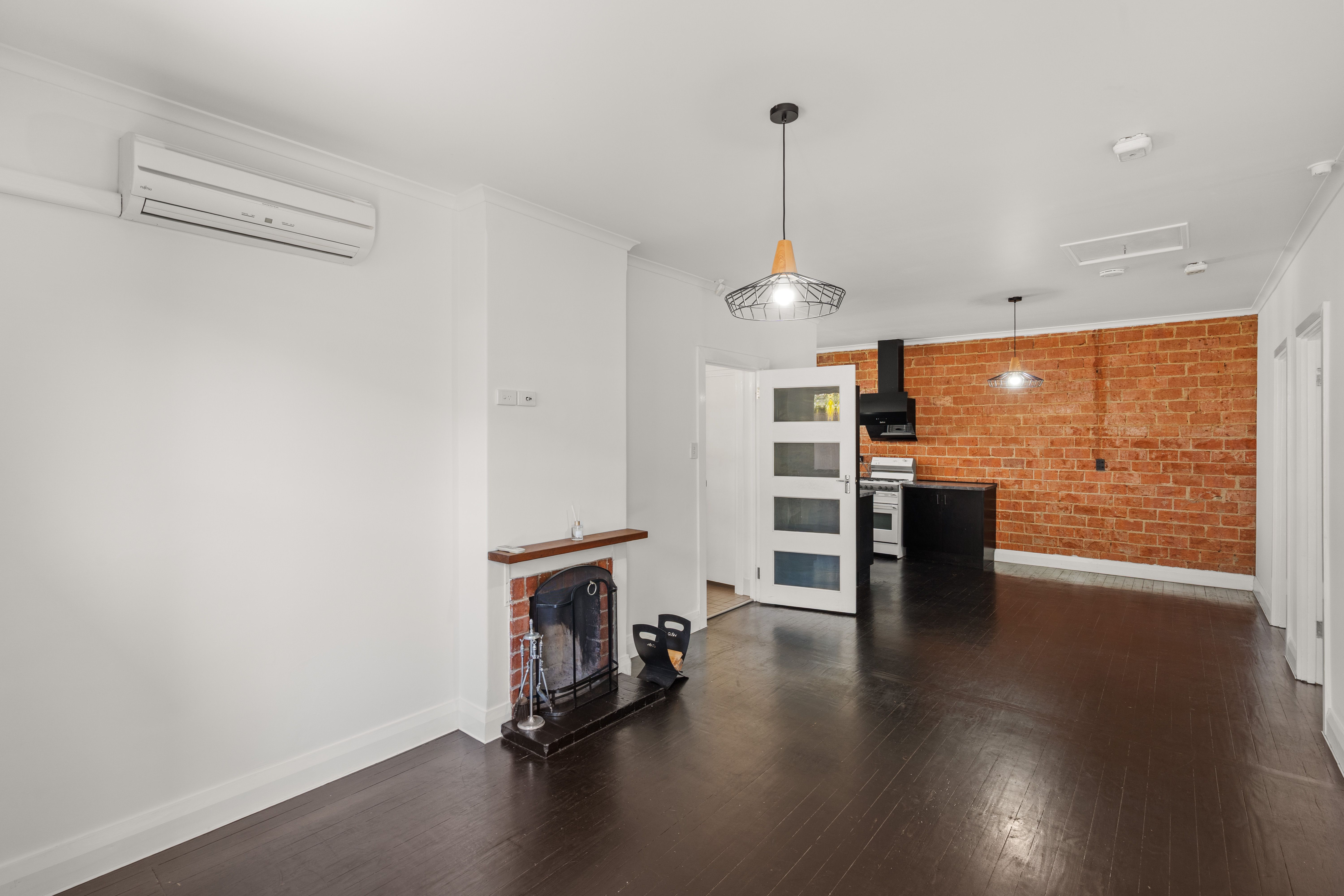 25 Kent Street — photo 10 of 24