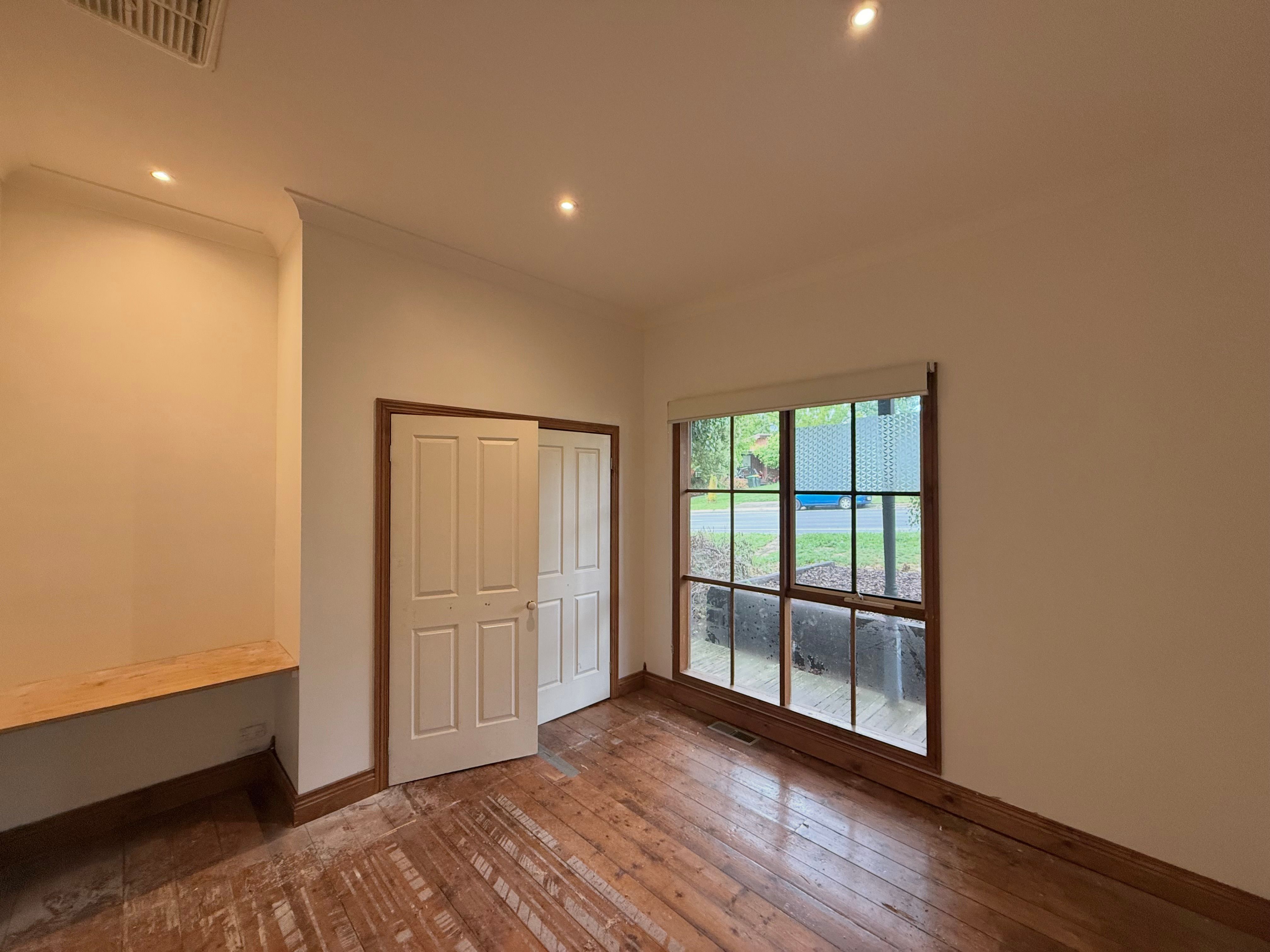 92 Burke Street — photo 4 of 15