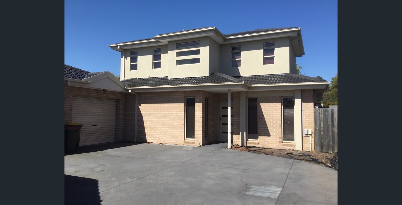 2/8 Bevis Street — photo 3 of 3