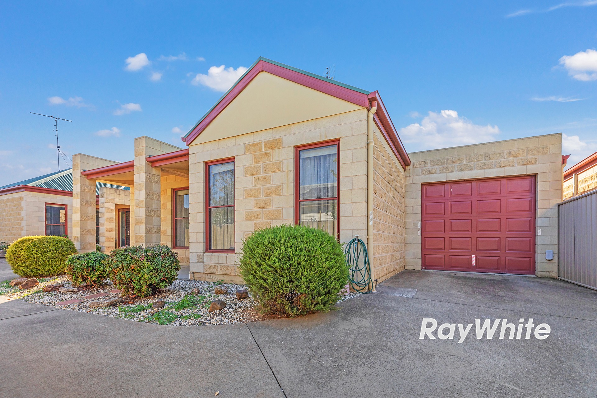 2/101 Hovell Street, Echuca, VIC 3564