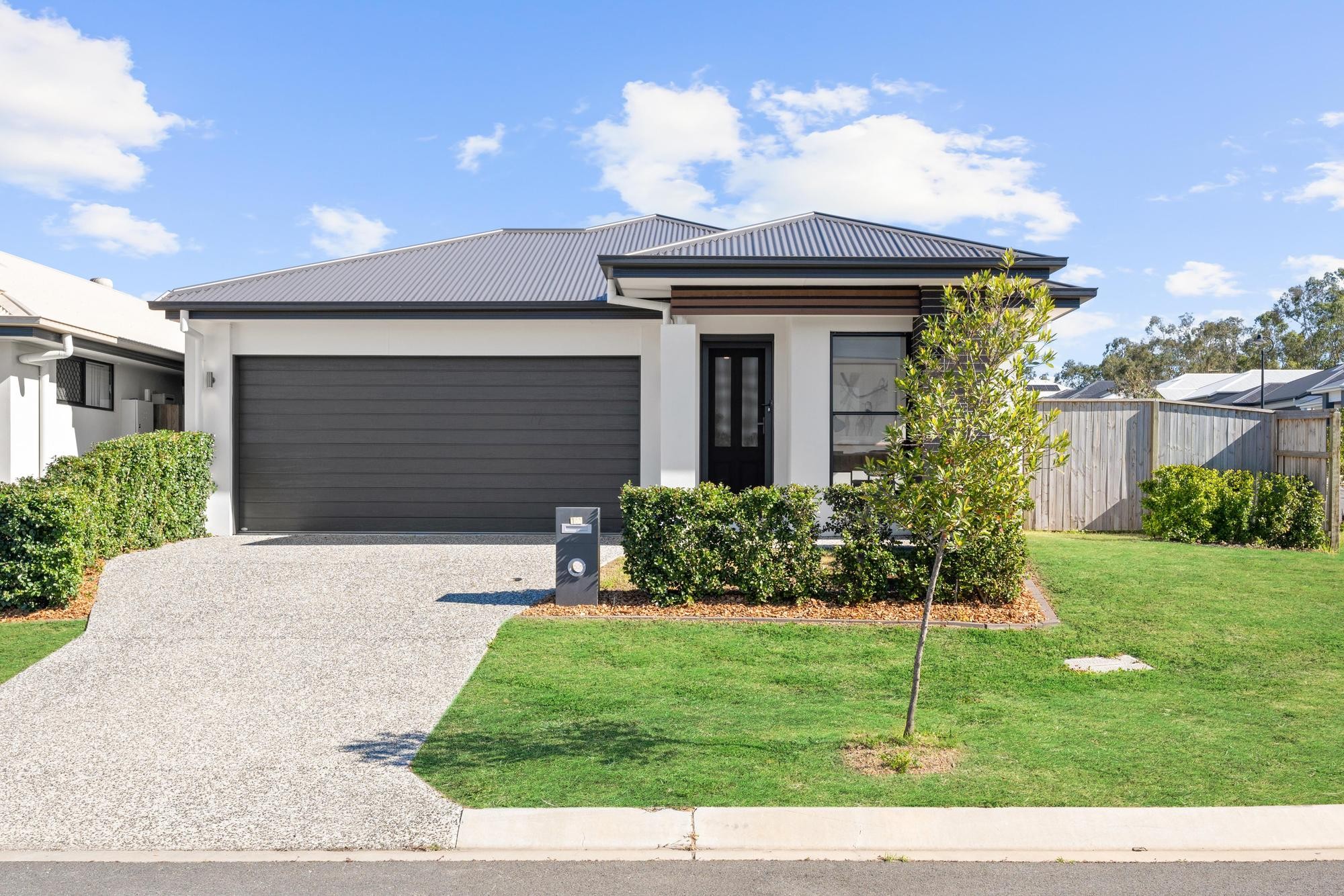 12 Sunflower Court, Ripley, QLD 4306