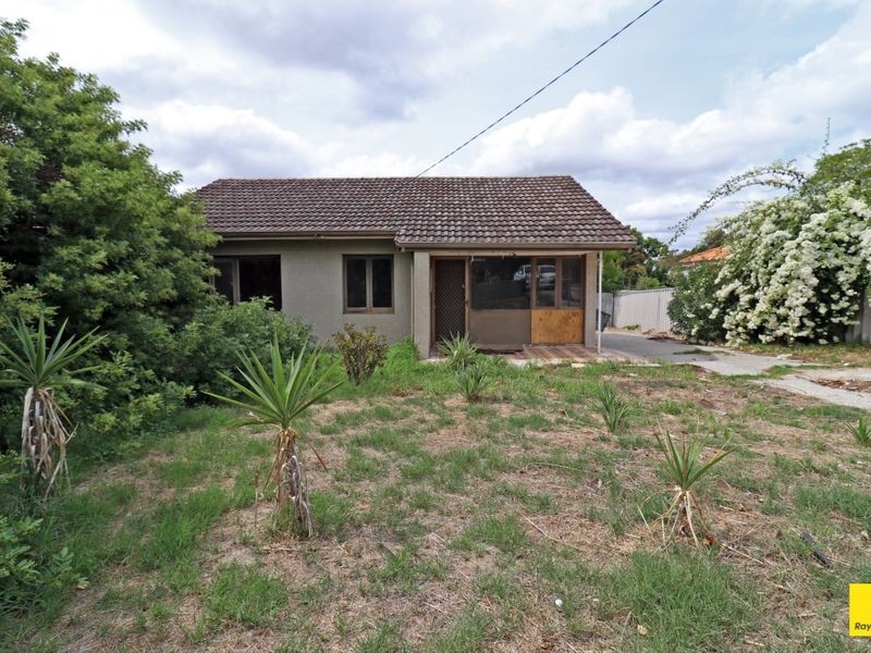 9 Altone Road, Lockridge, WA 6054