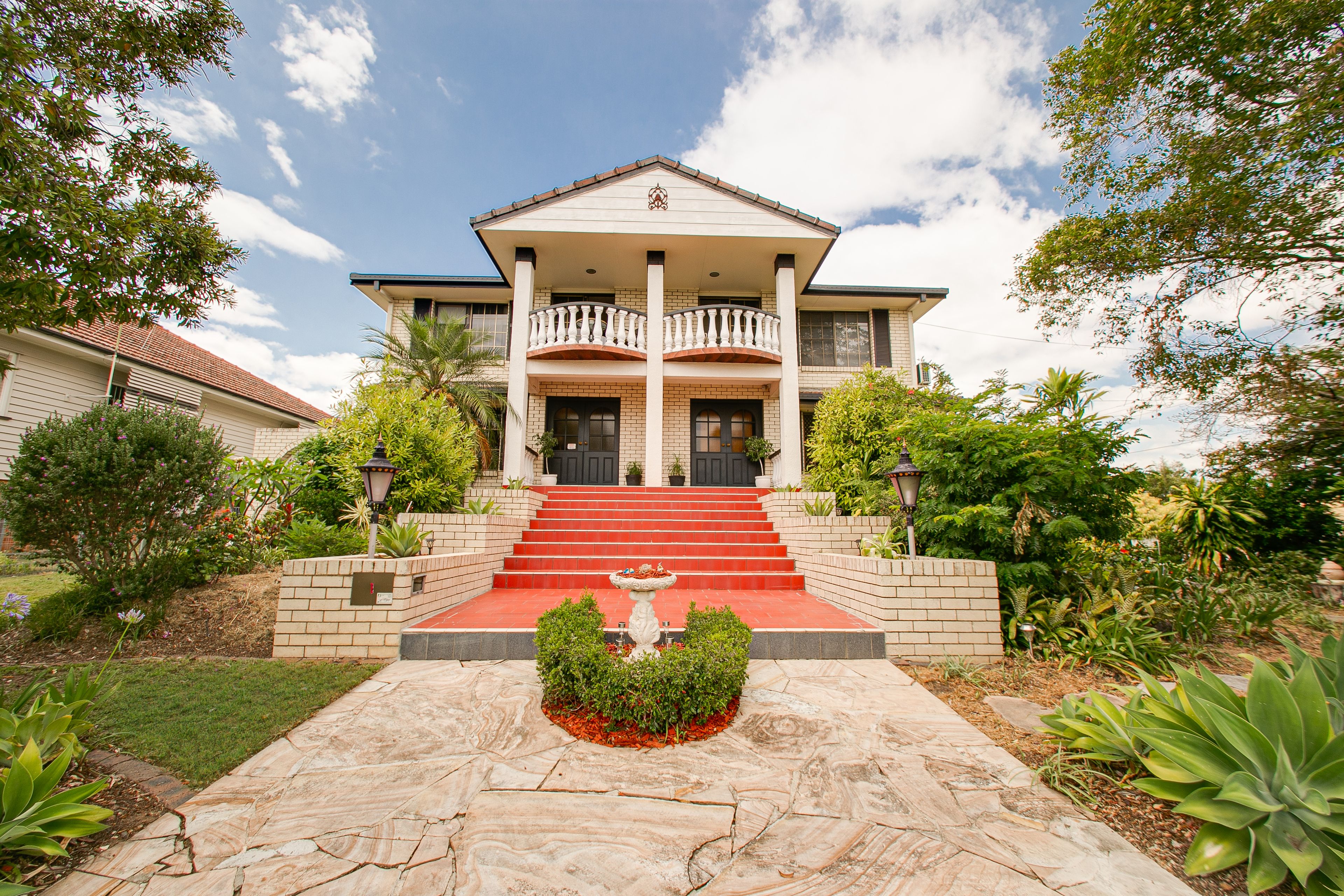 1 Advance Street, Newtown, QLD 4305