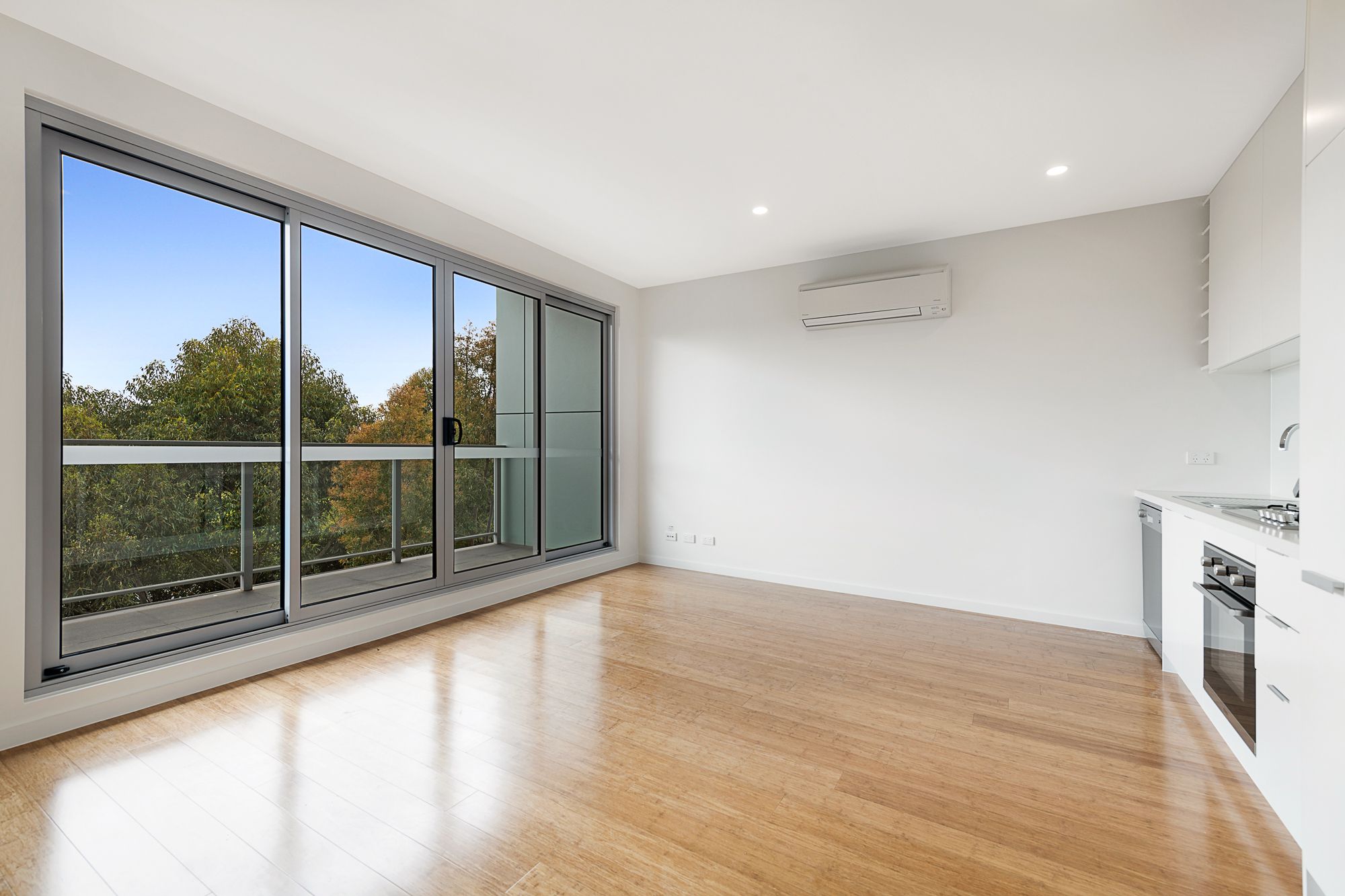 304/1215 Centre Road, Oakleigh South, VIC 3167
