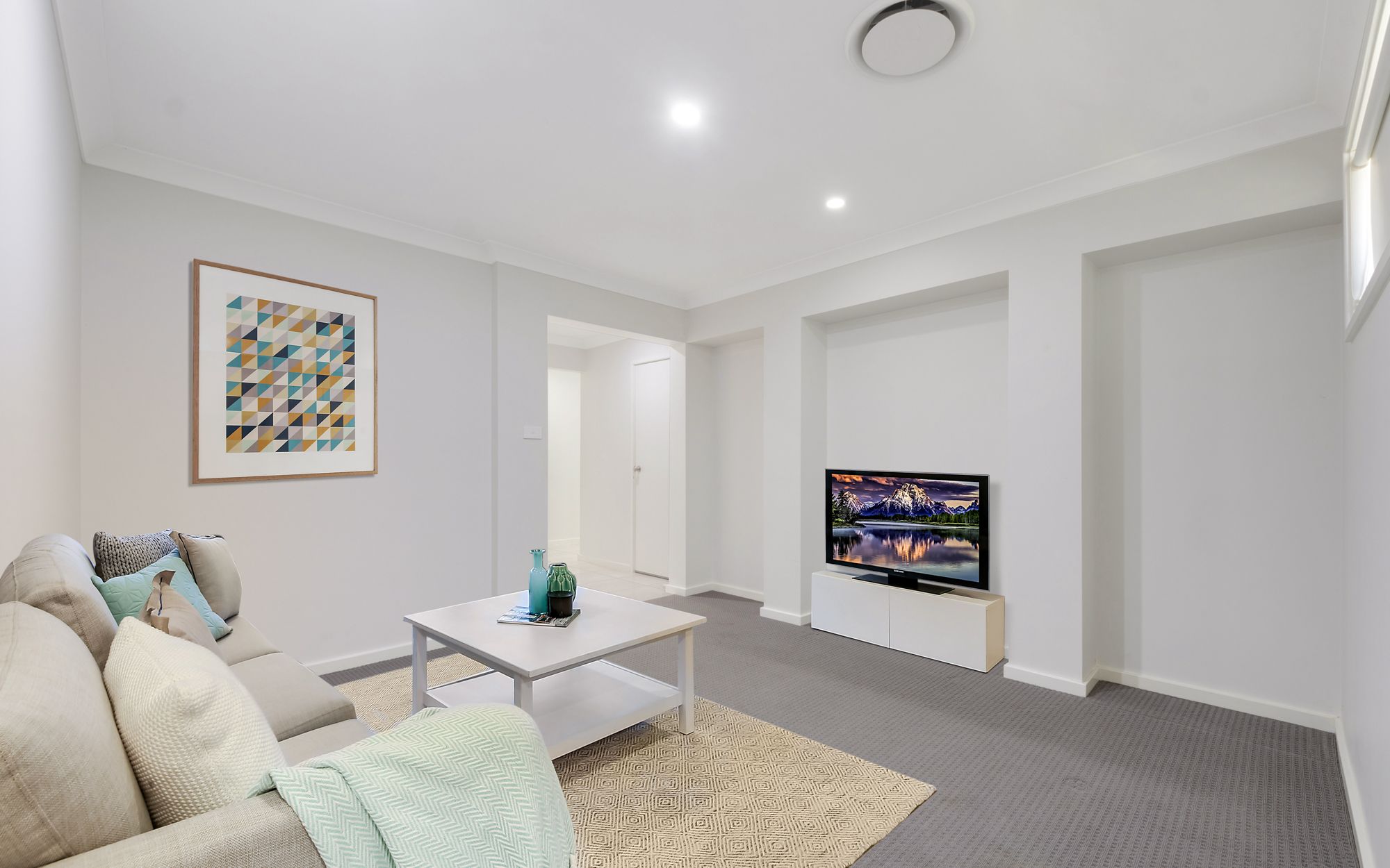 13 Kinloch Street, GLEDSWOOD HILLS, NSW 2557