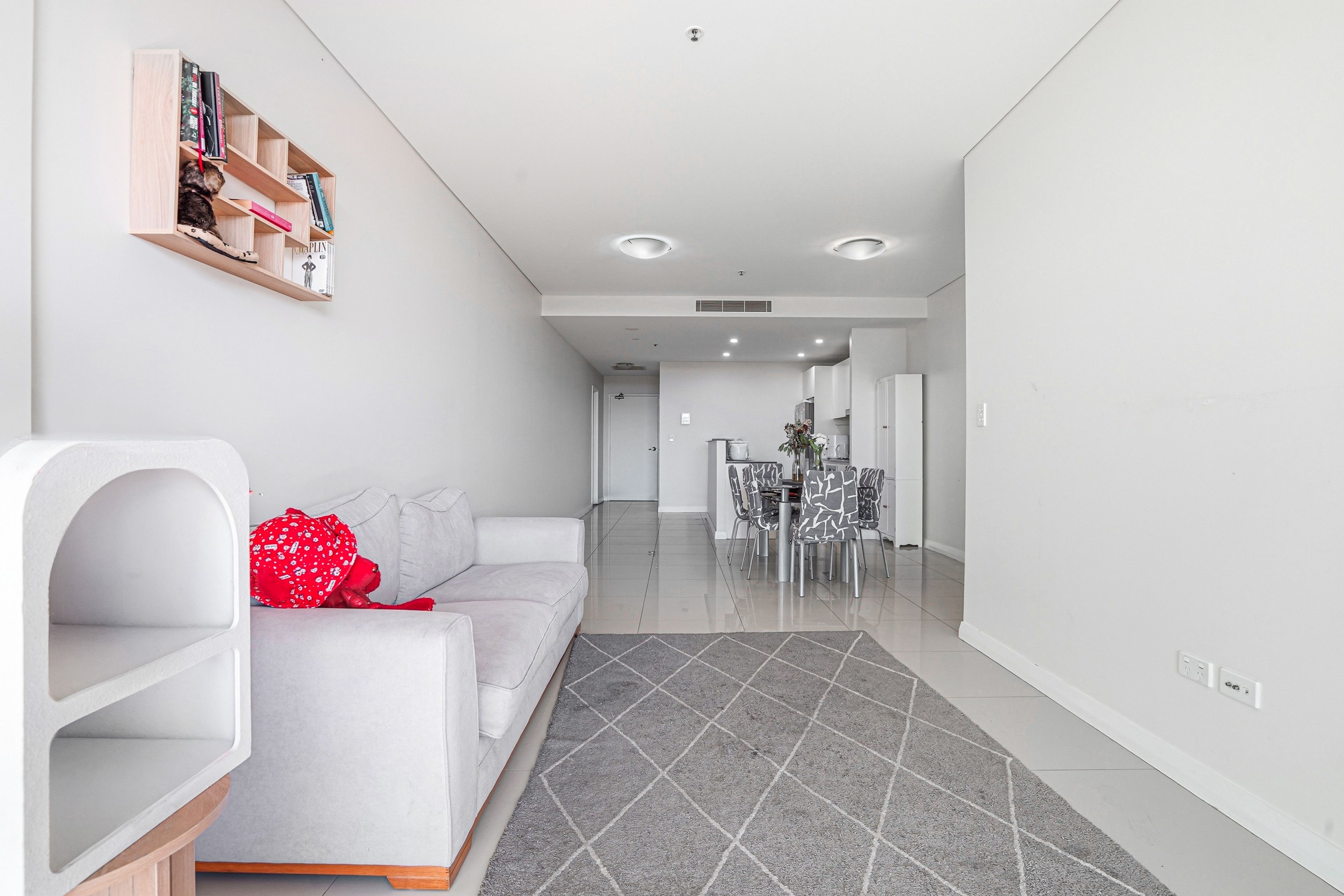 312/6 East Street — photo 4 of 15