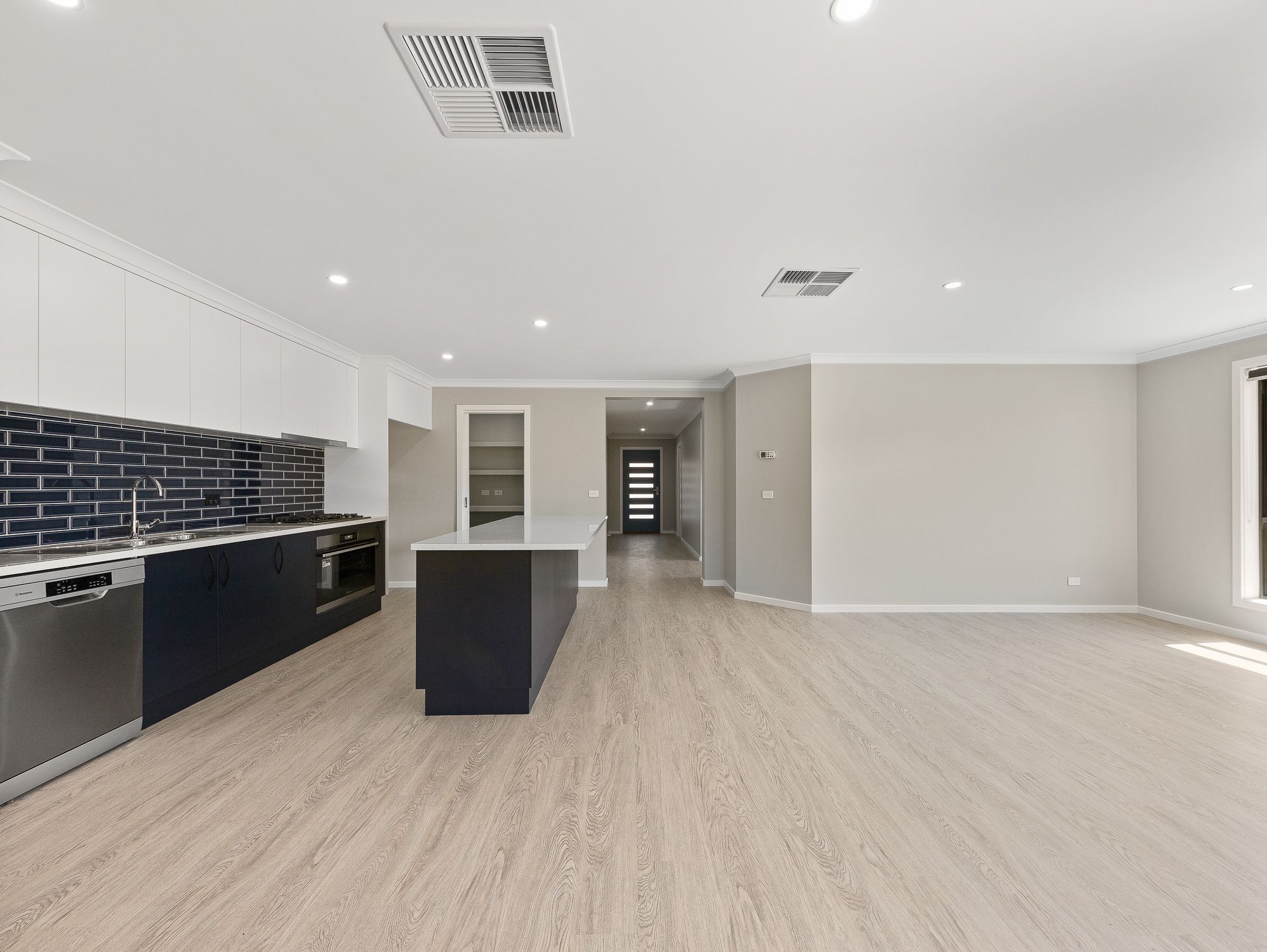 222 Brooklyn Drive, Thurgoona, NSW 2640