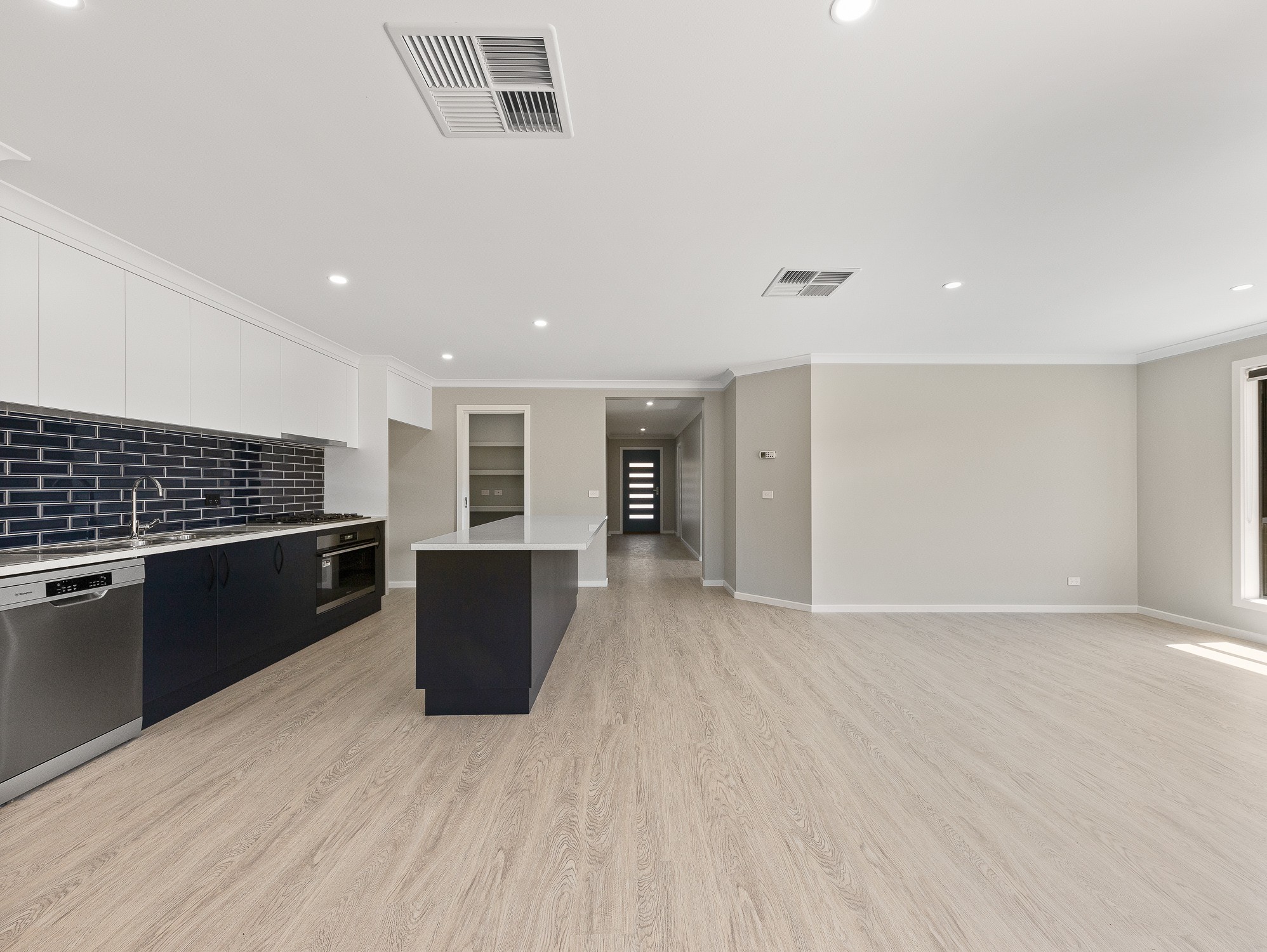 222 Brooklyn Drive, Thurgoona, NSW 2640