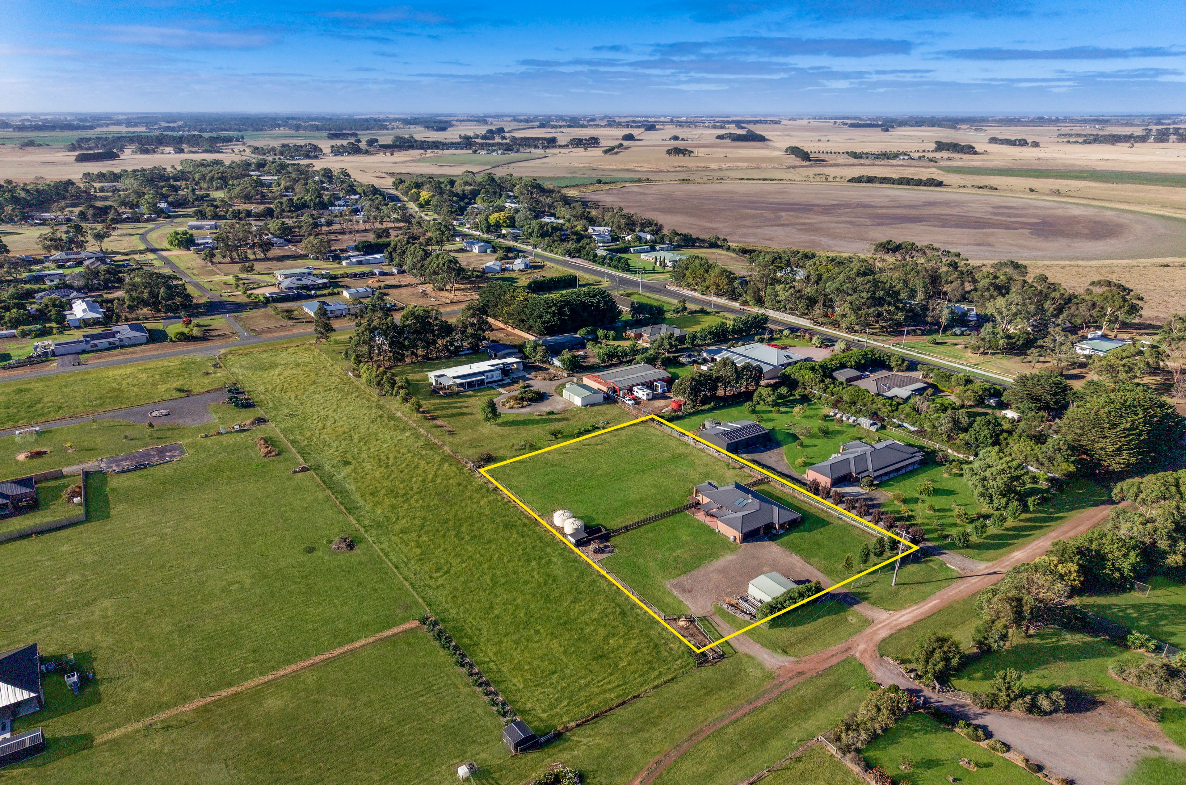 14 Grannys Road, Winslow, VIC 3281