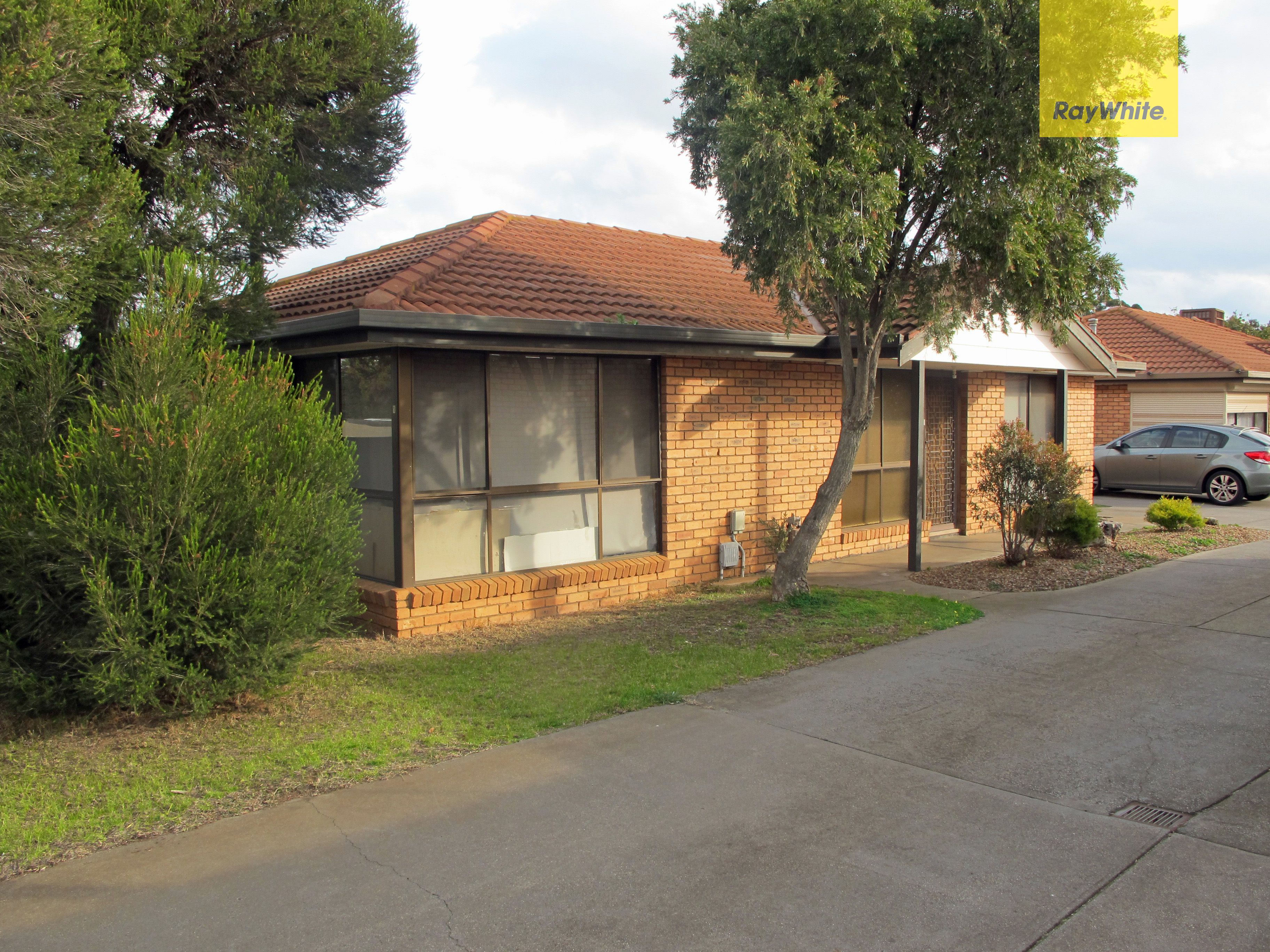 1/45 McKenzie Street, Melton, VIC 3337