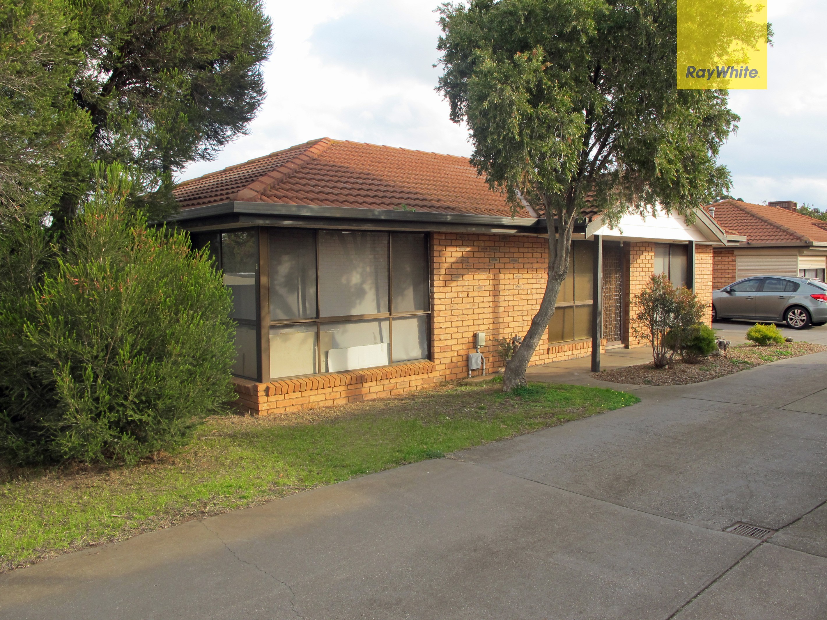 1/45 McKenzie Street, Melton, VIC 3337