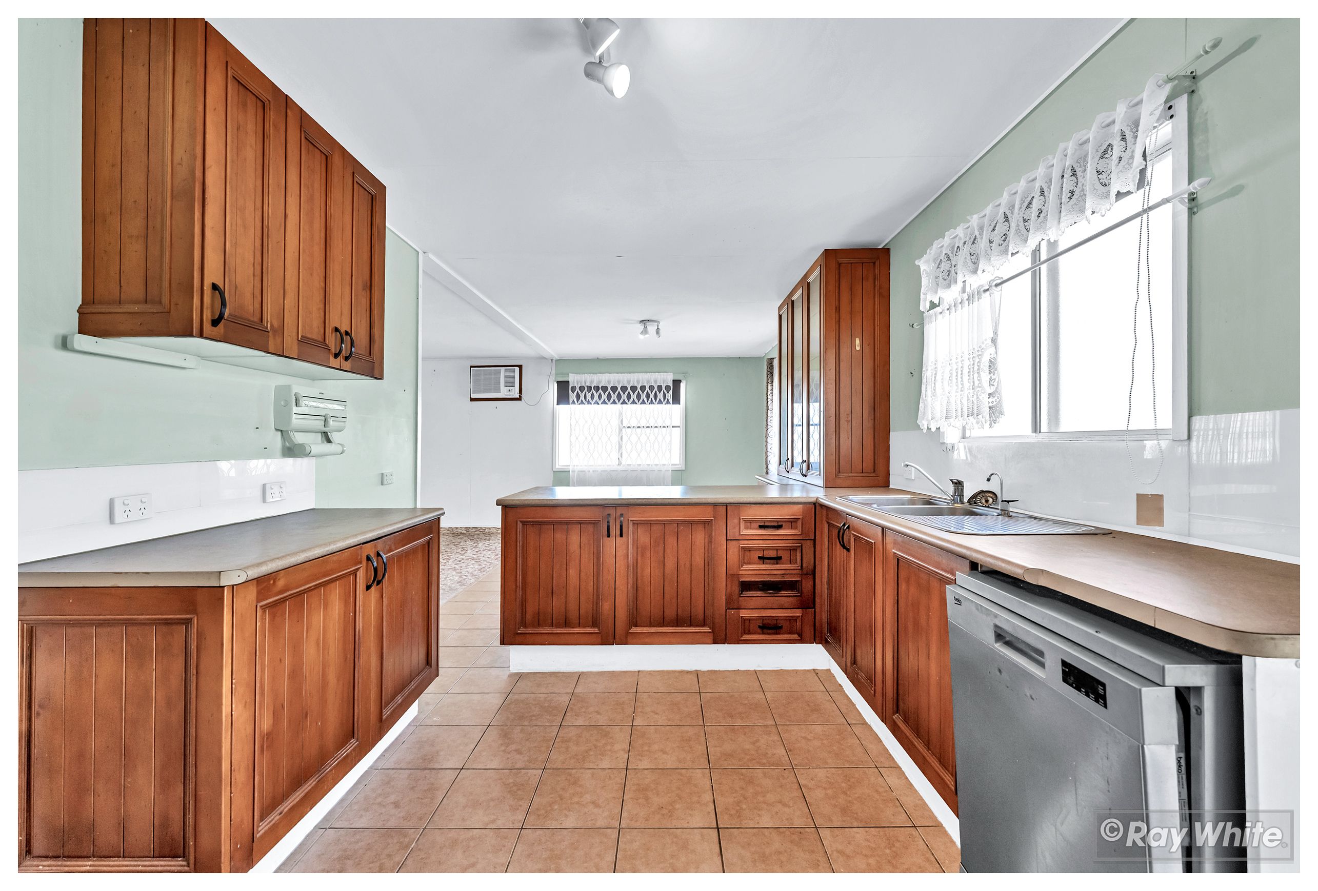 122 ROCKHAMPTON Road, Yeppoon, QLD 4703