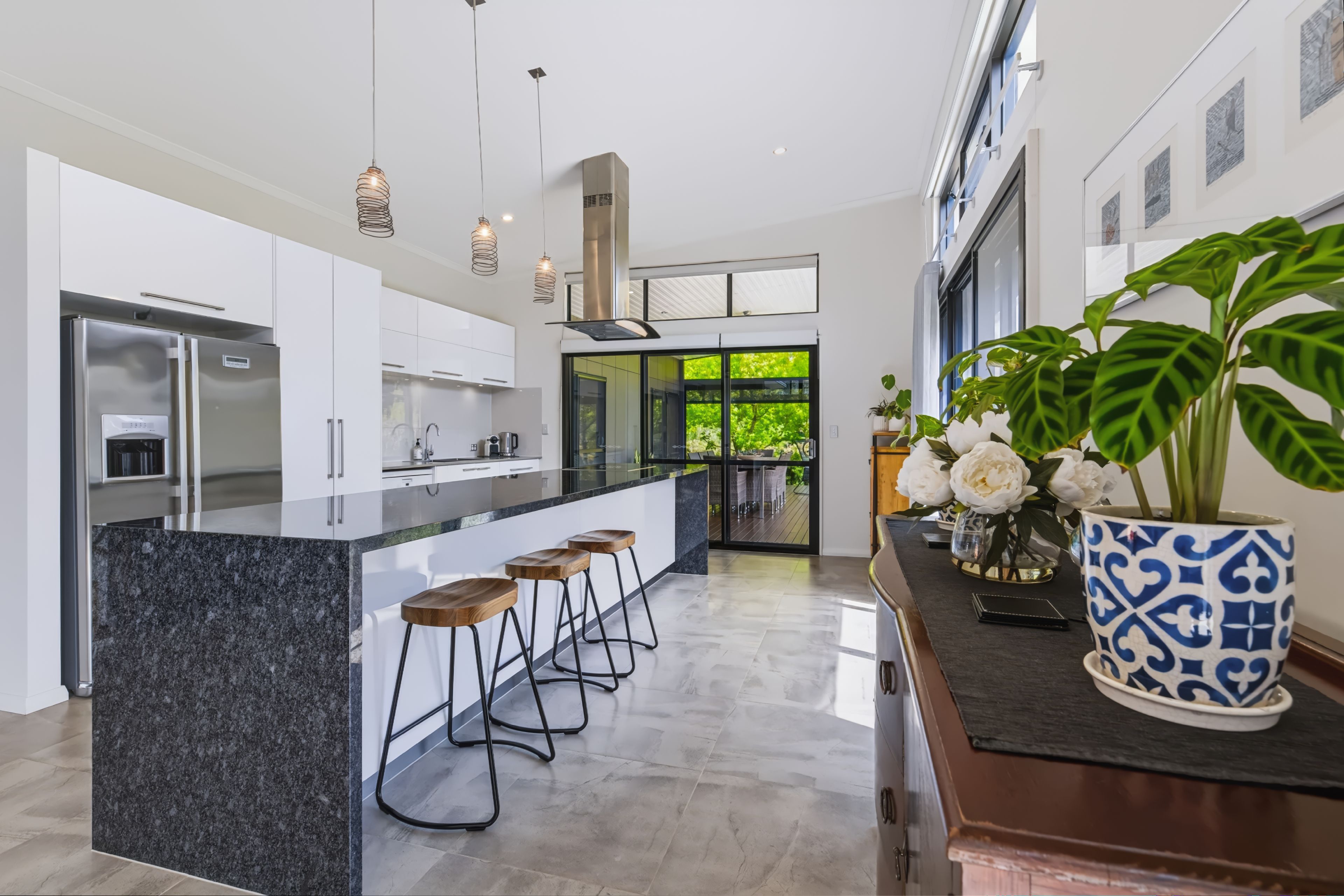 141 Tweed Road — photo 4 of 30