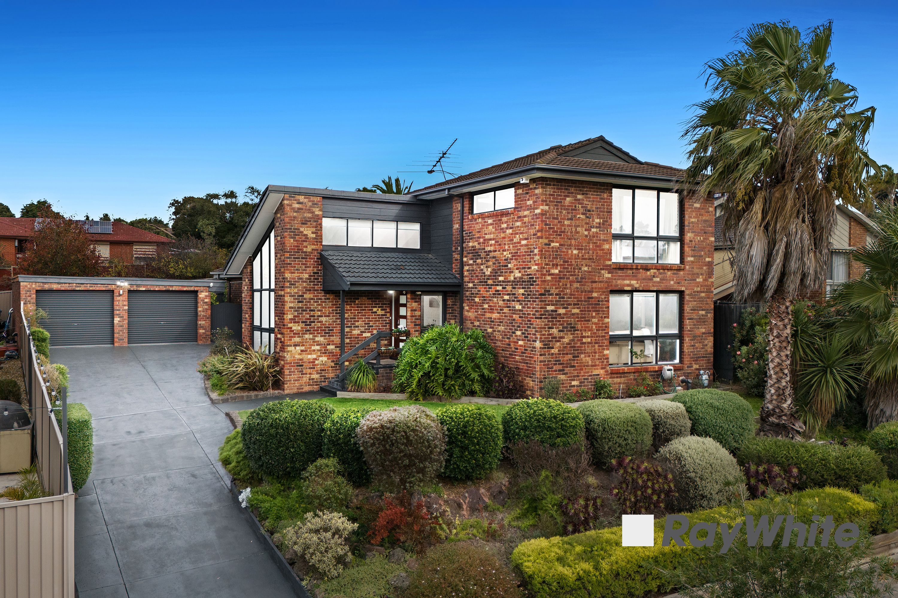 2 Costello Court, Endeavour Hills, VIC 3802