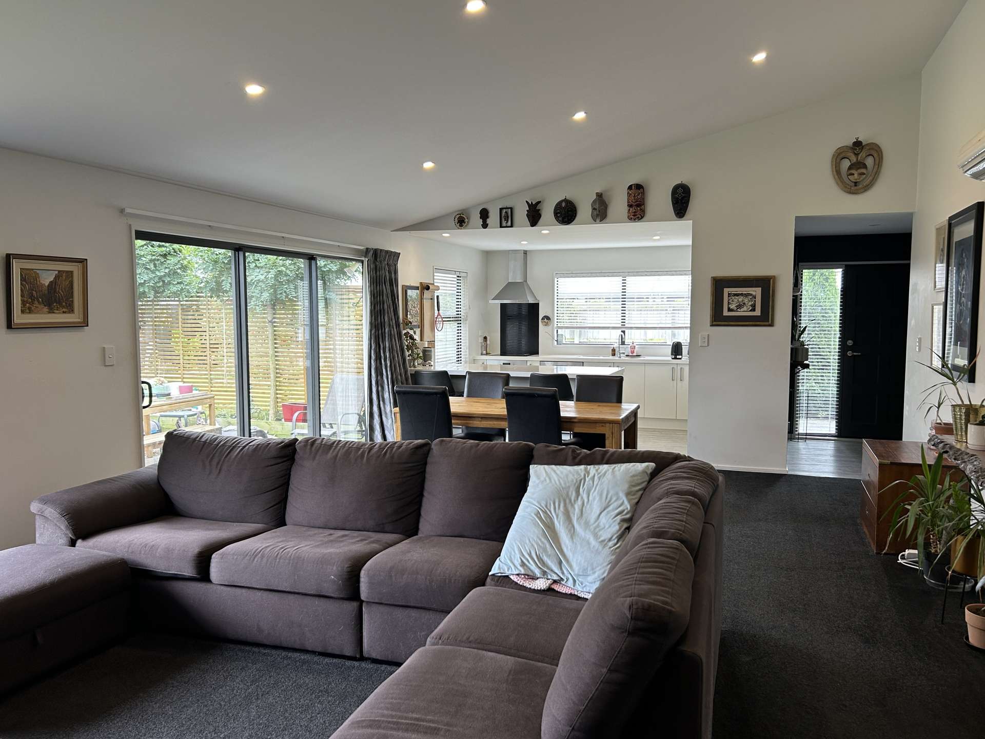 39 Clausen Avenue photo 3