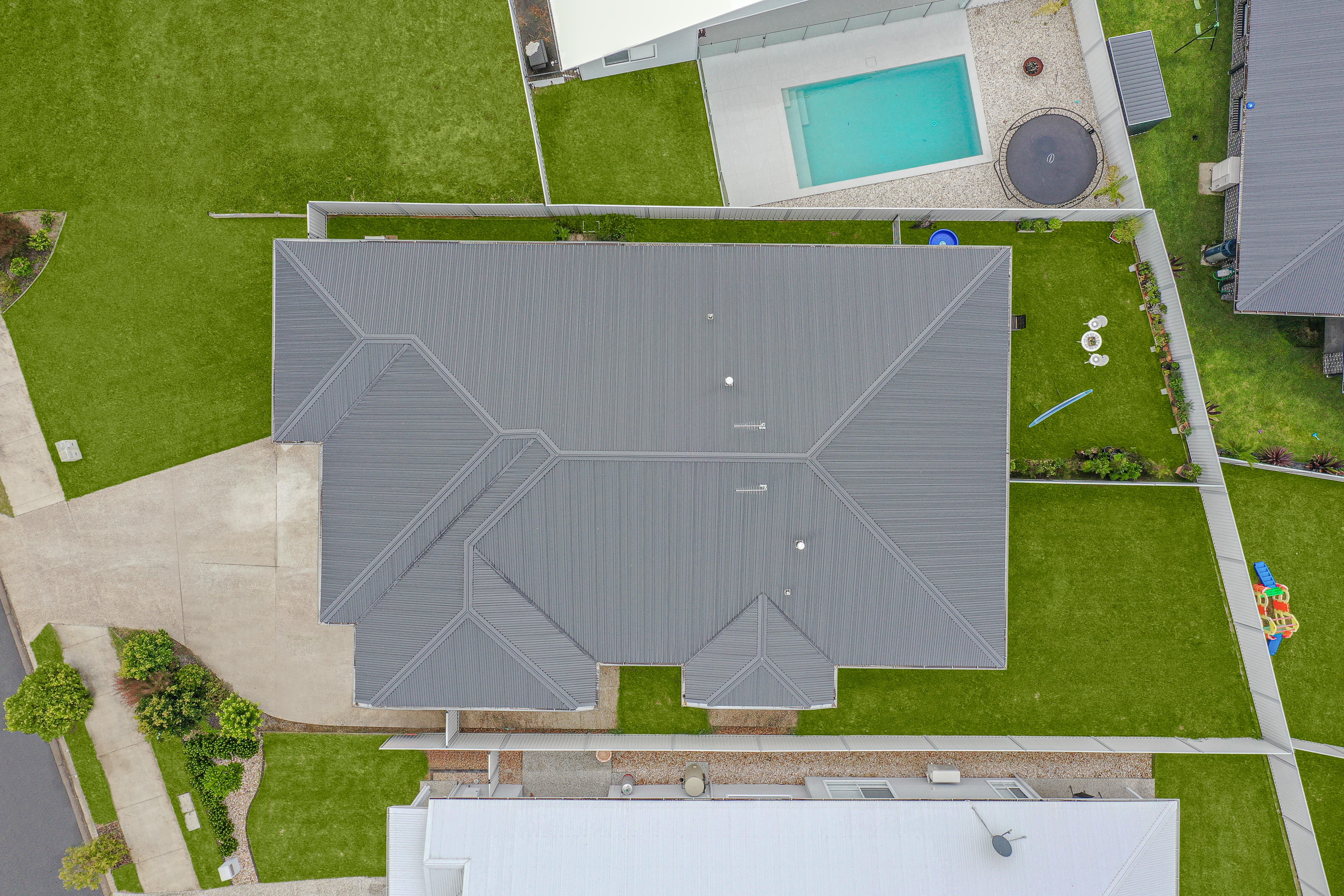 14 Grove Boulevard, Mooloolah Valley, QLD 4553